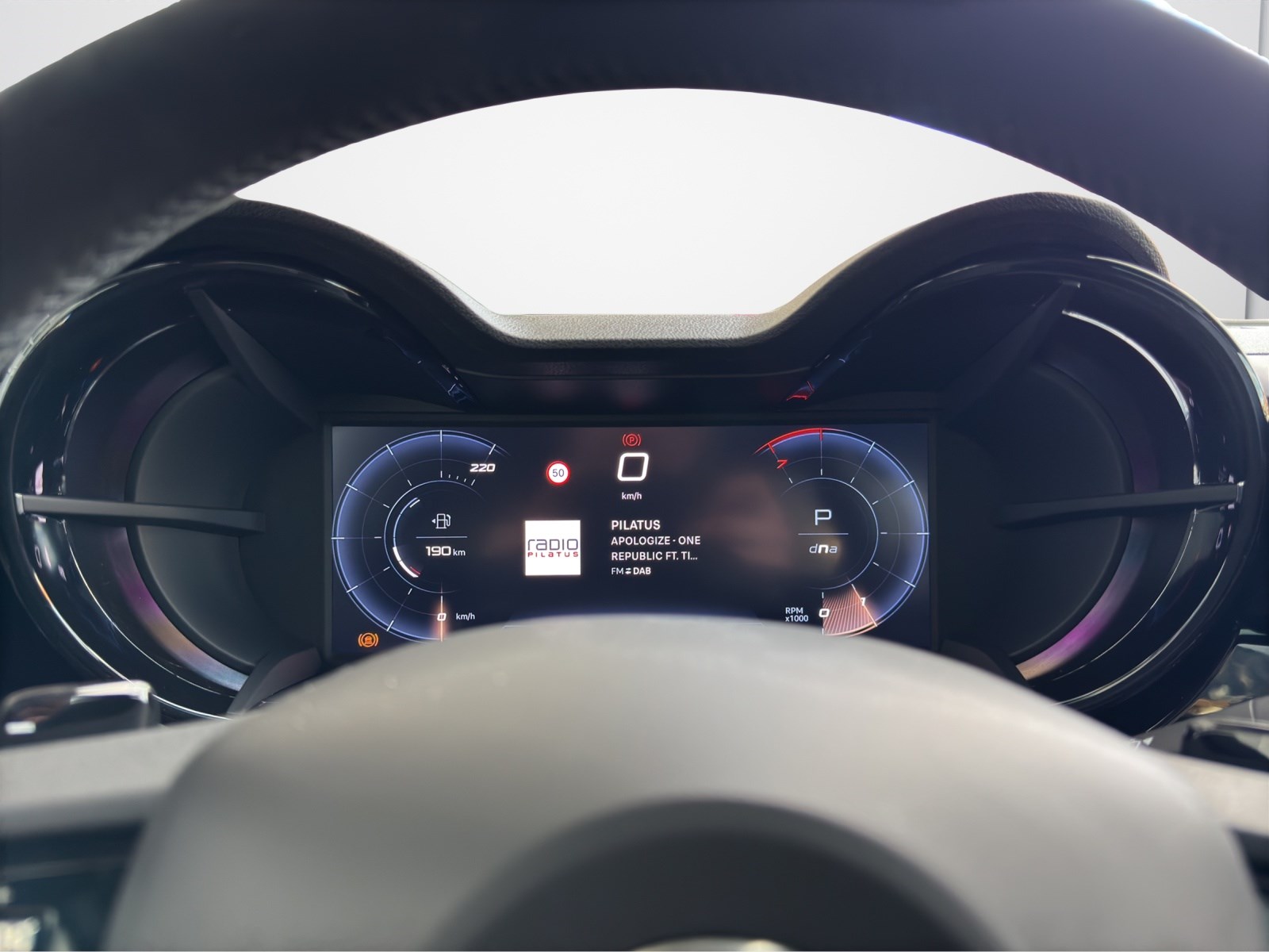 ALFA ROMEO Junior 1.2 Ibrida Speciale SPORT TECH SKY-image-11