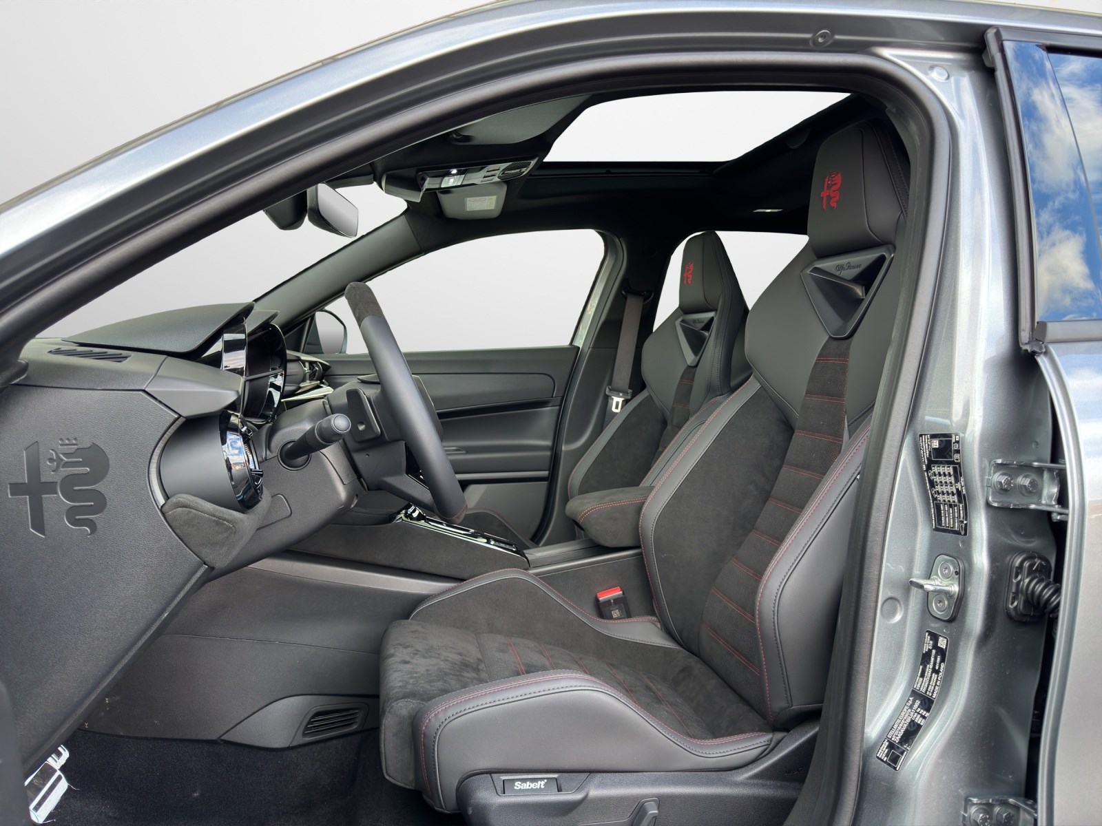 ALFA ROMEO Junior 1.2 Ibrida Speciale SPORT TECH SKY-image-4