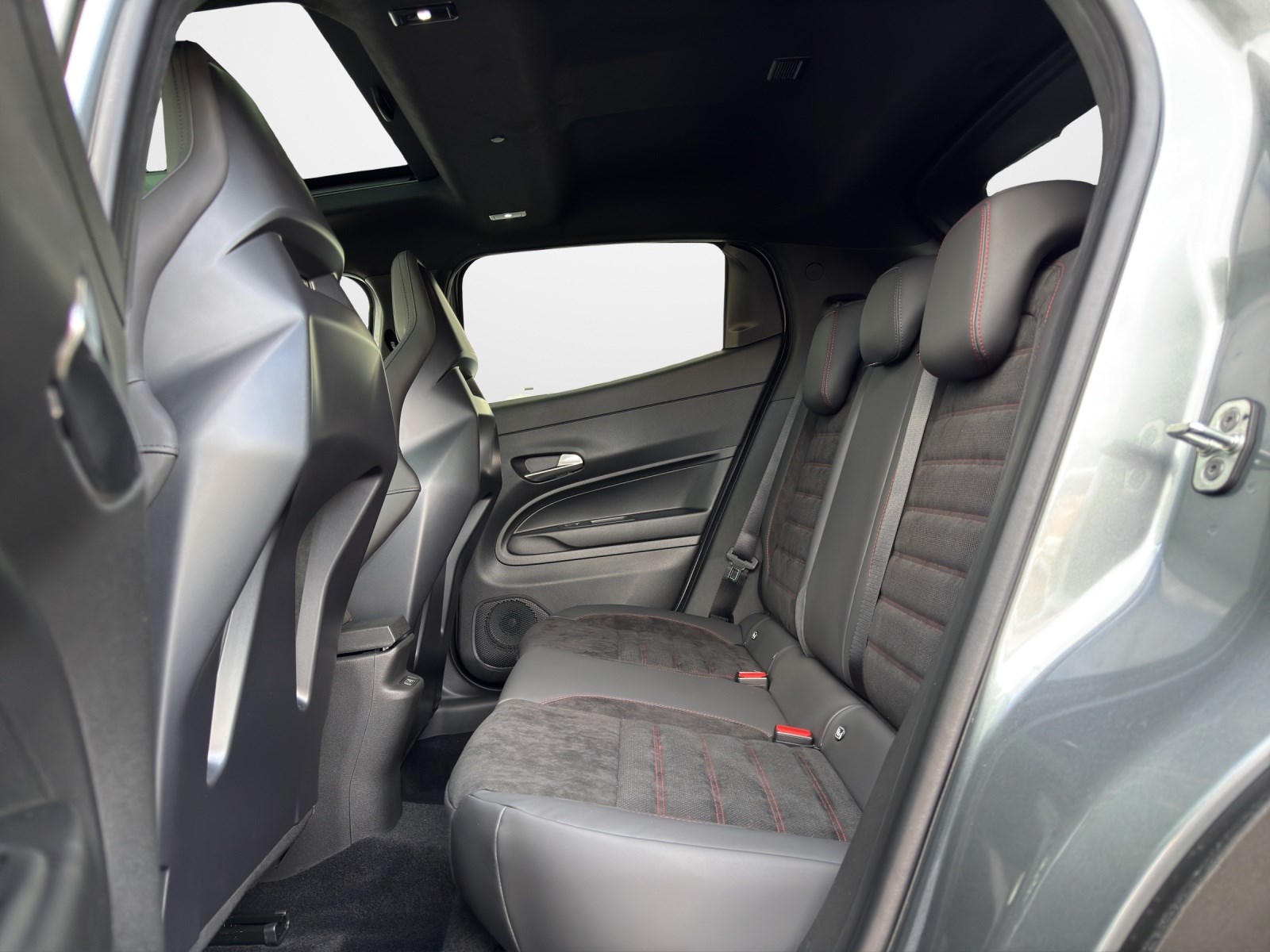 ALFA ROMEO Junior 1.2 Ibrida Speciale SPORT TECH SKY-image-7