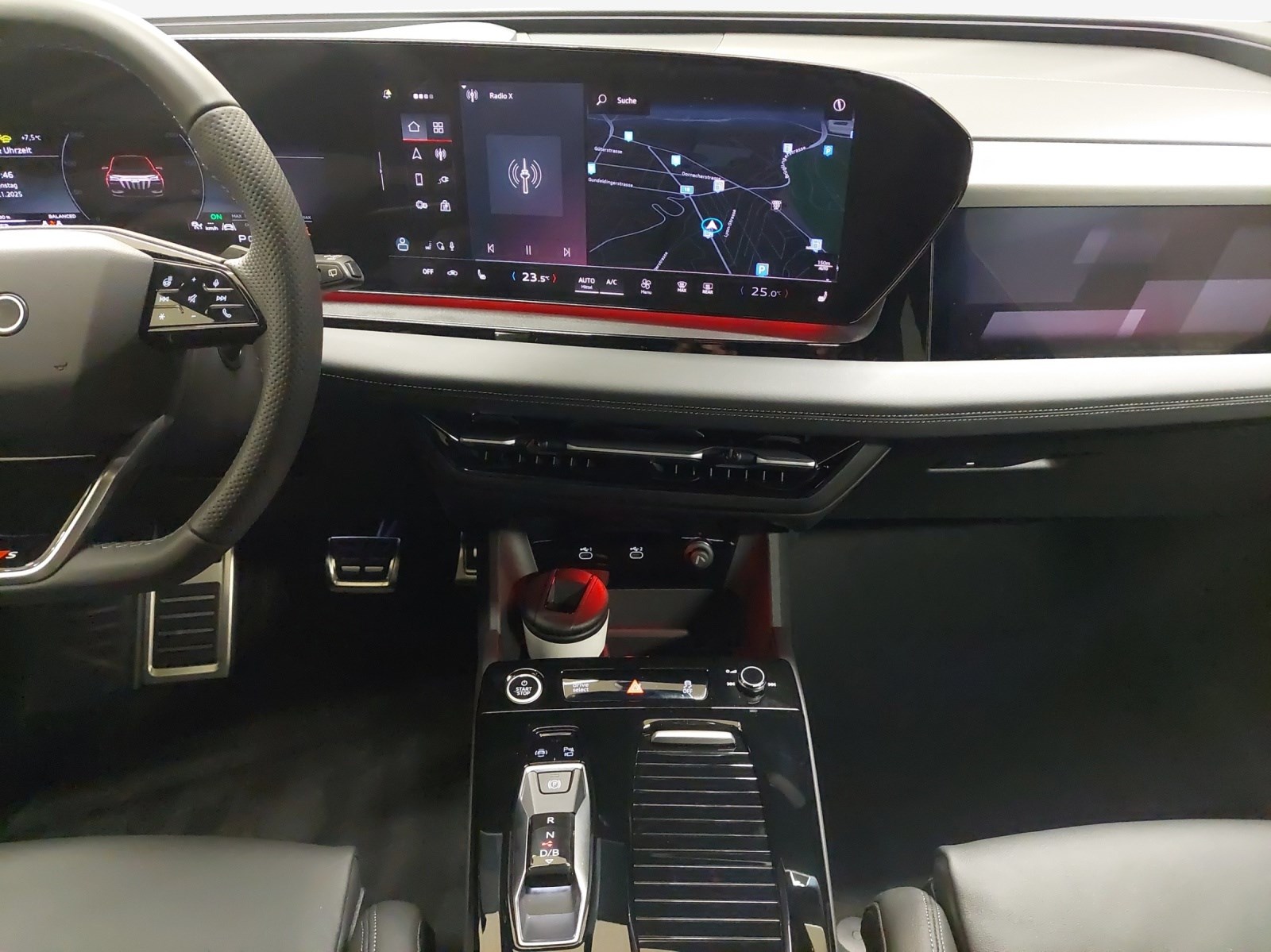 AUDI Q6 e-tron quattro-image-10
