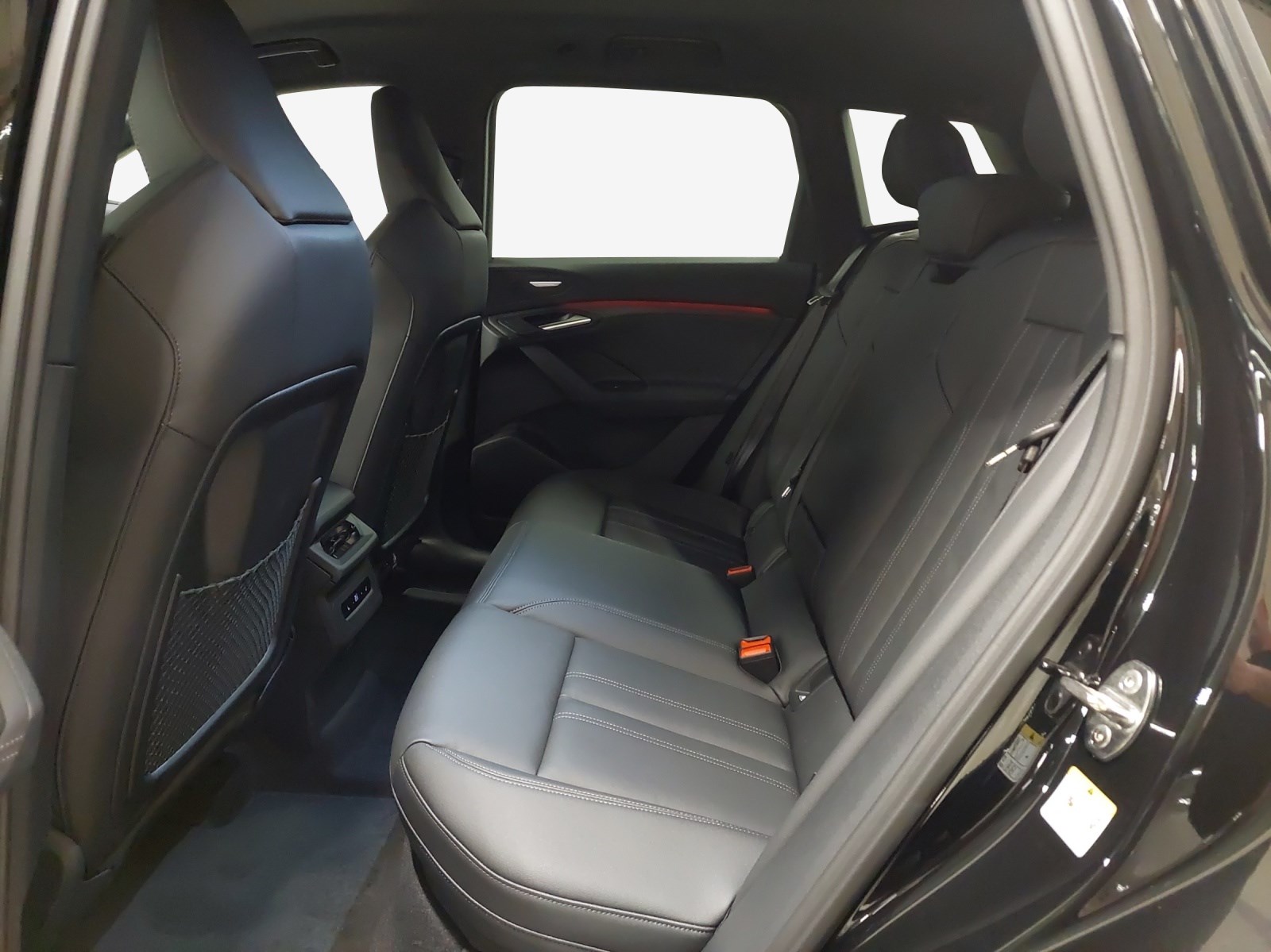 AUDI Q6 e-tron quattro-image-11