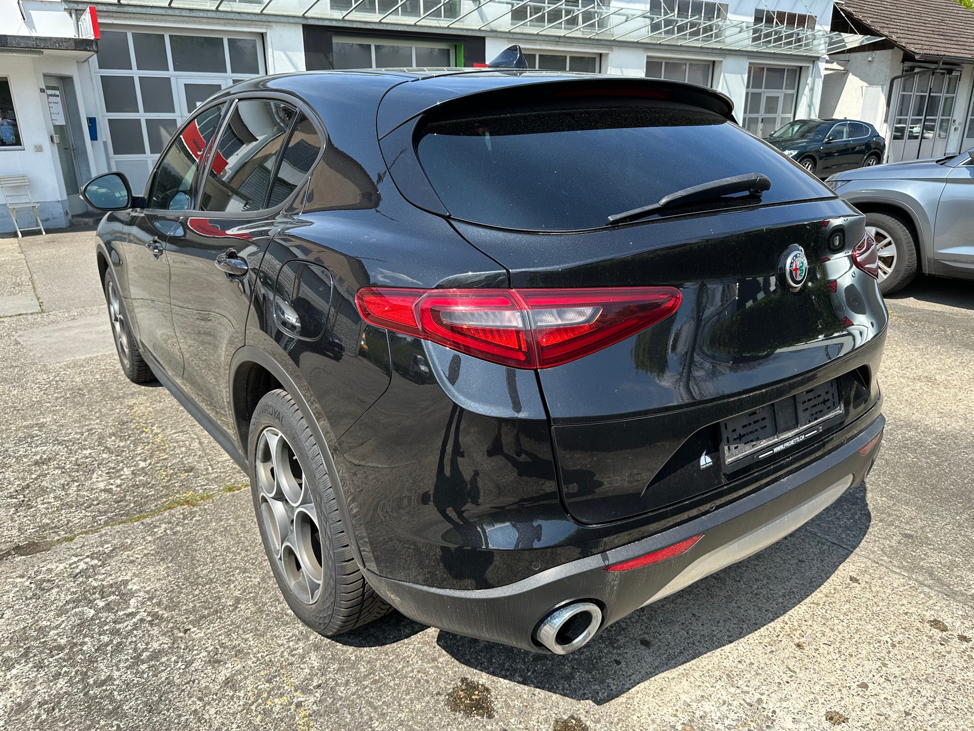 ALFA ROMEO Stelvio 2.2 JTDM Super Q4 Automatic-showroom-element-2