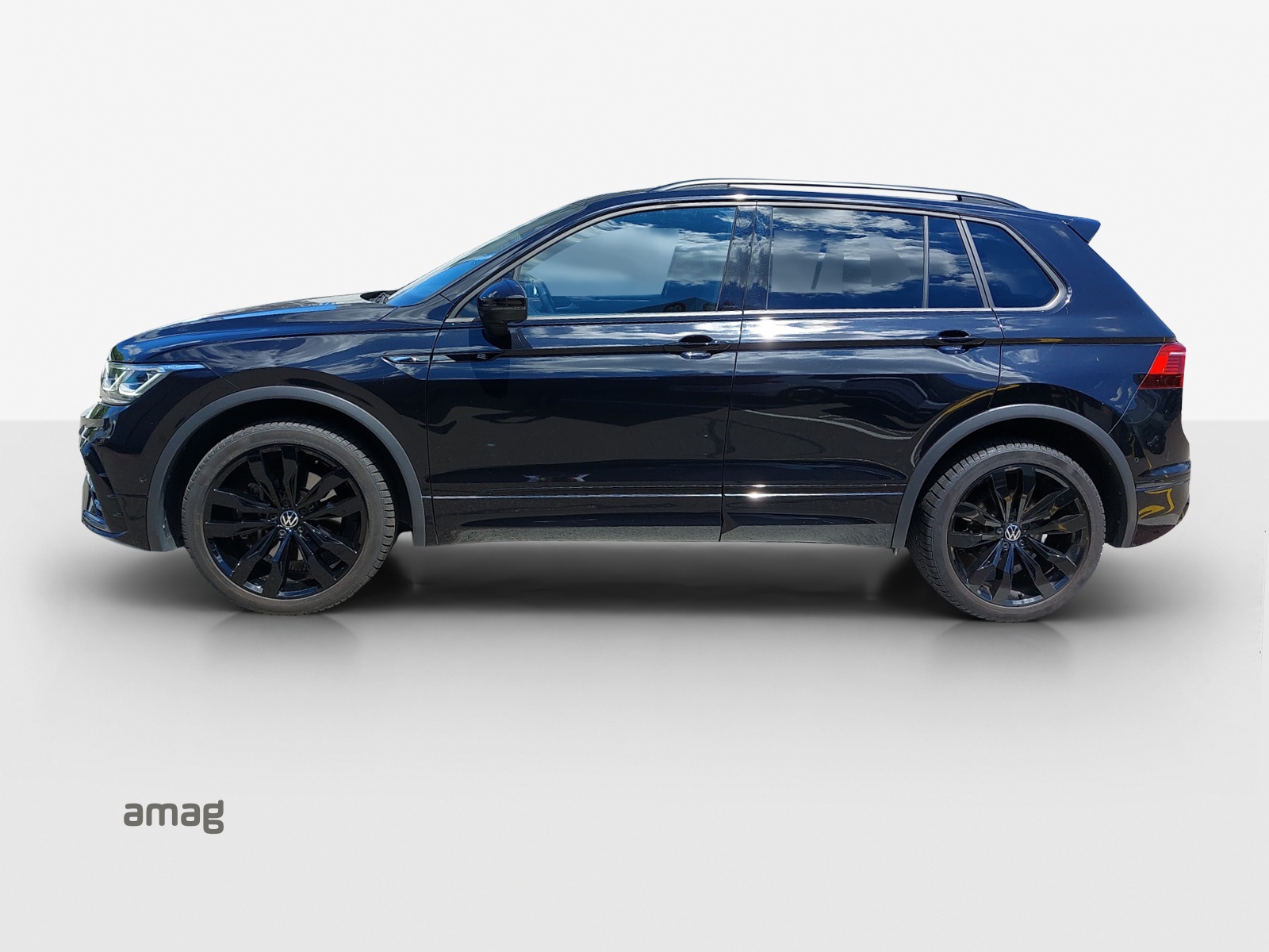 VW Tiguan 2.0TSI R-Line 4Motion DSG-showroom-element-1