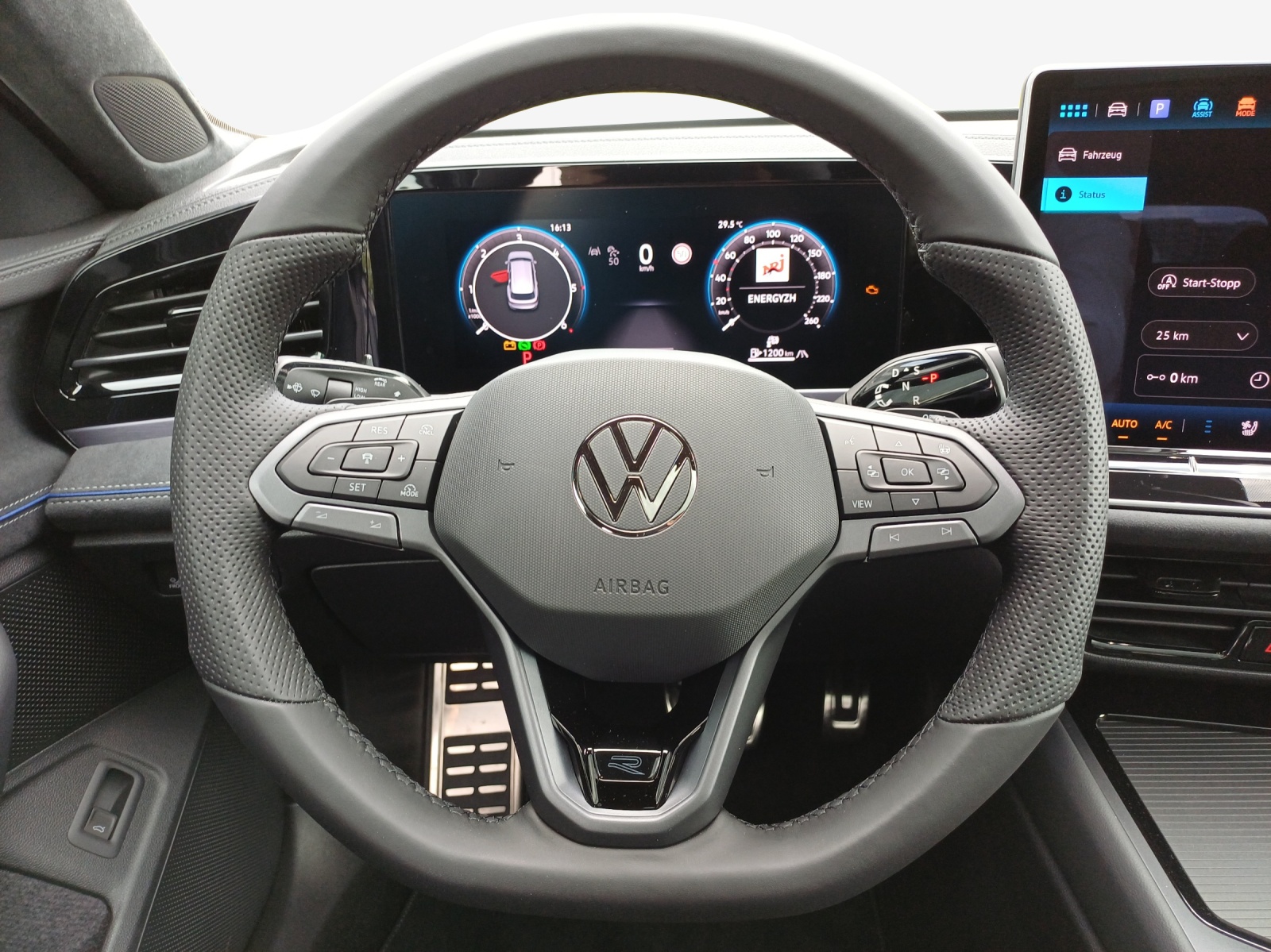 VW Passat Variant 2.0 TDI evo R-Line 4 Motion DSG-image-9