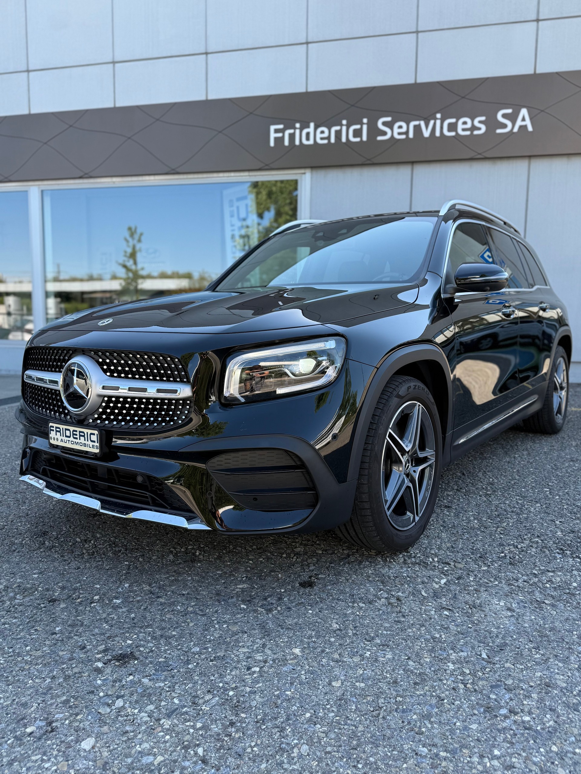MERCEDES-BENZ GLB 250 4Matic AMG Line 8G-Tronic
