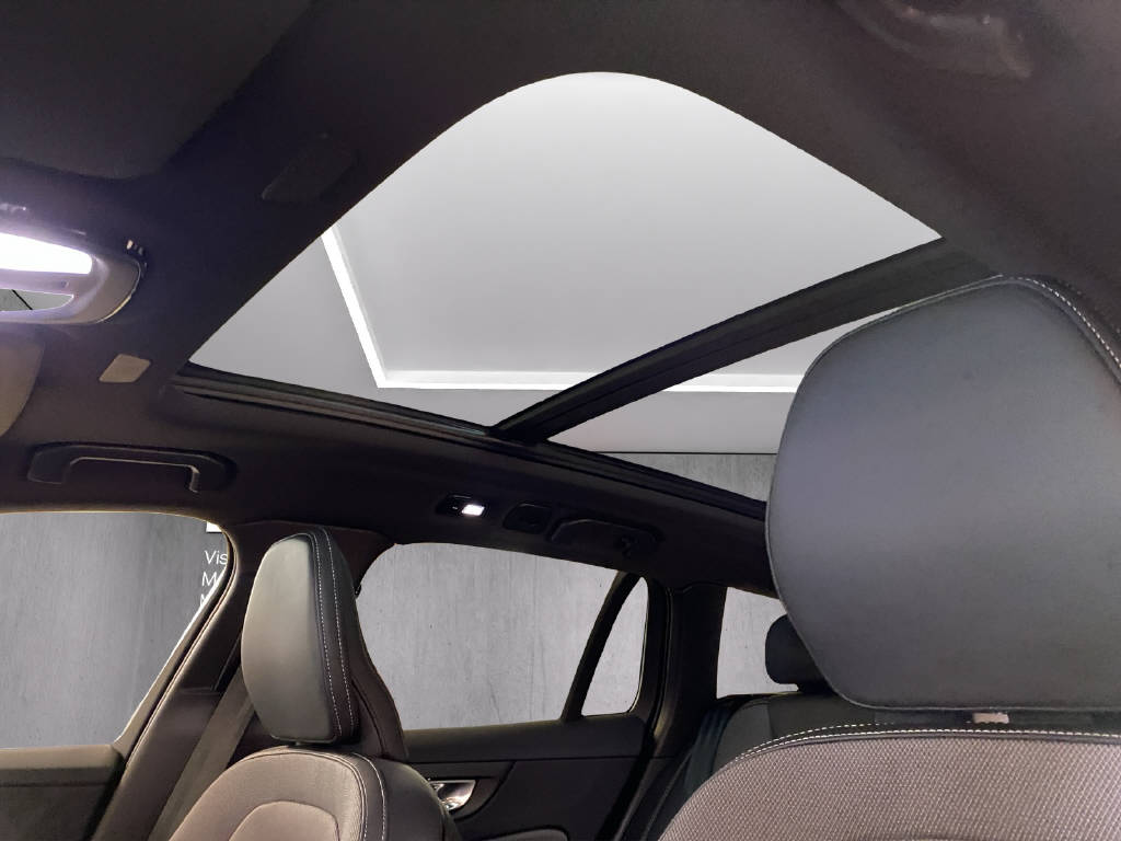 Image VOLVO V60 V60 2.0 T6 TE Ultra Dark eAWD