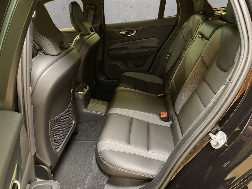 Image VOLVO V60 V60 2.0 T6 TE Ultra Dark eAWD