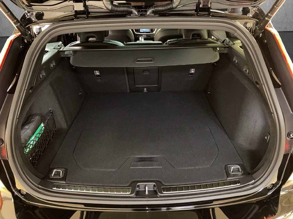 Image VOLVO V60 V60 2.0 T6 TE Ultra Dark eAWD