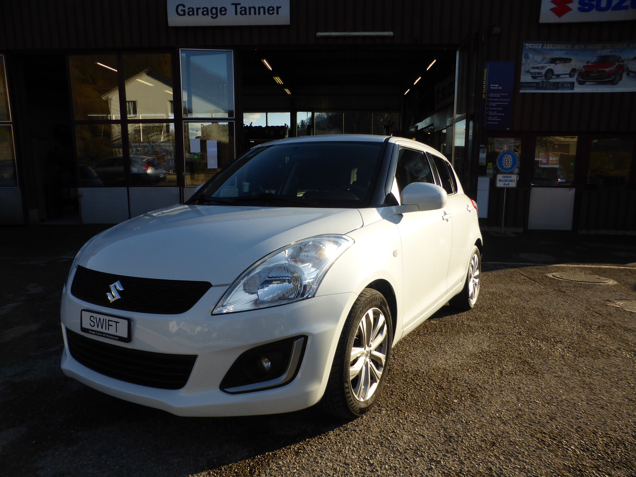 SUZUKI Swift (Kleinwagen) Suzuki SUZUKI Swift (Kleinwagen)