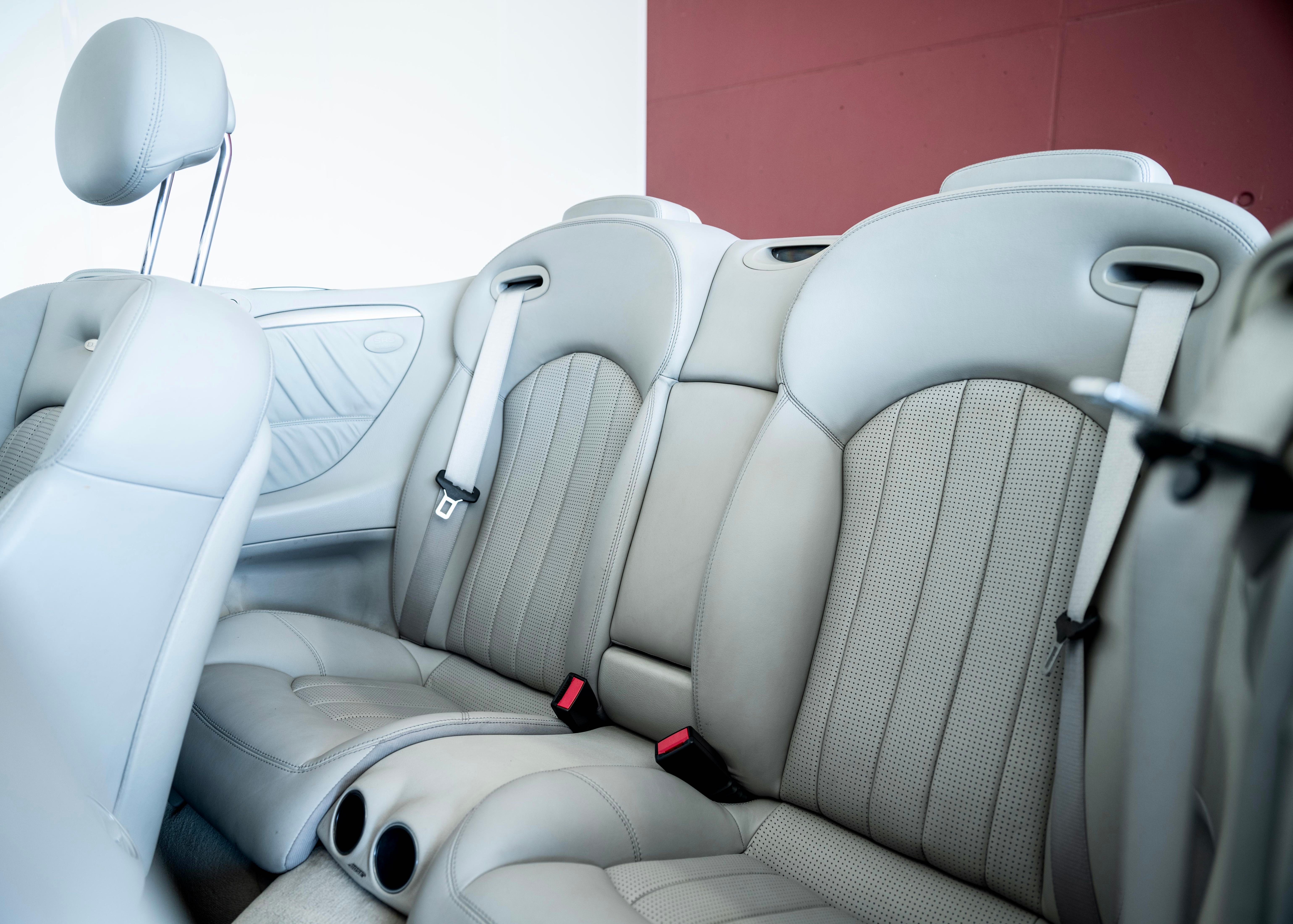 Image MERCEDES-BENZ CLK-55-AMG CLK 55 AMG Avantgarde (1st hand Swiss car, full Mercedes history) - SOLD !