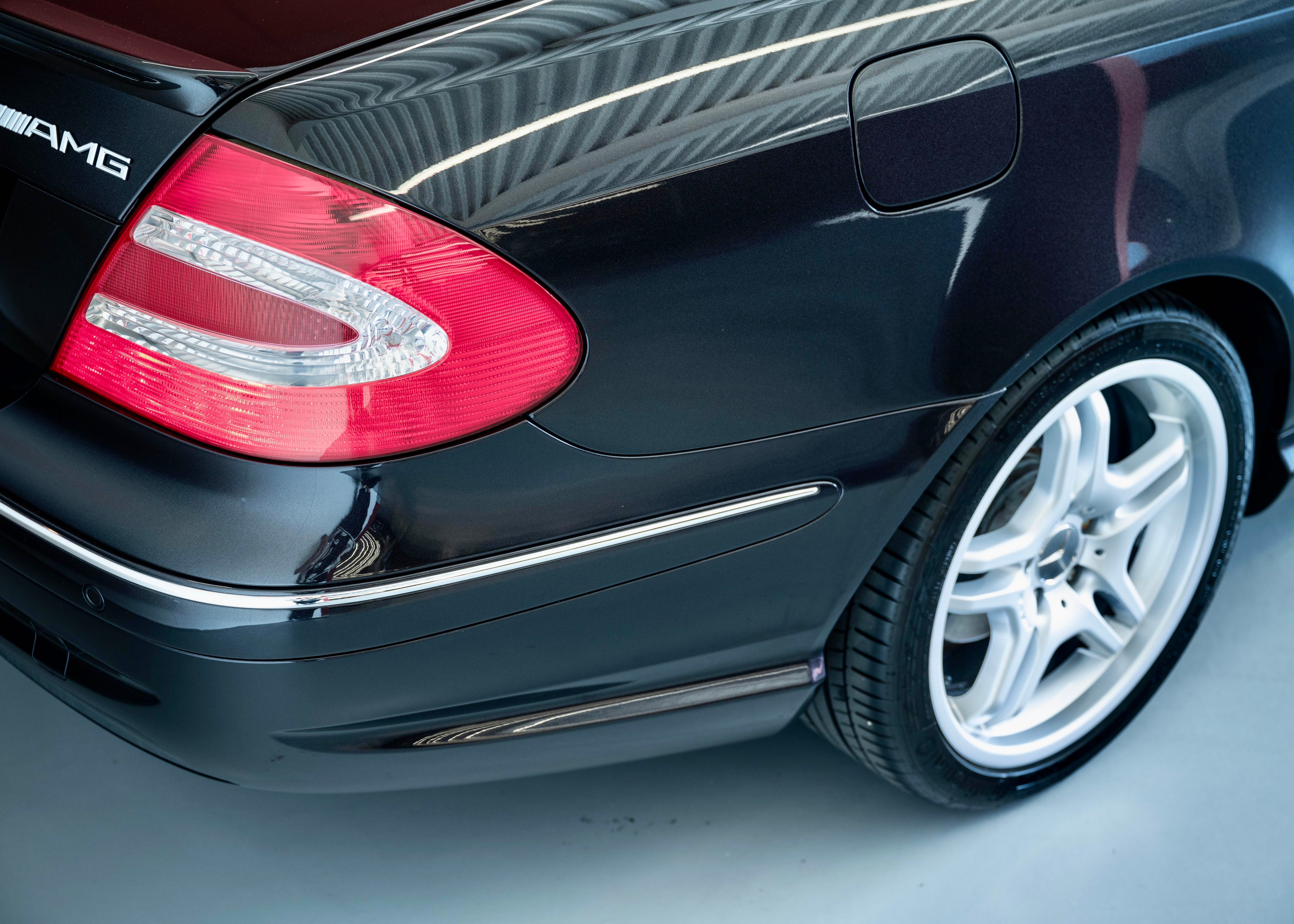 Image MERCEDES-BENZ CLK-55-AMG CLK 55 AMG Avantgarde (1st hand Swiss car, full Mercedes history) - SOLD !