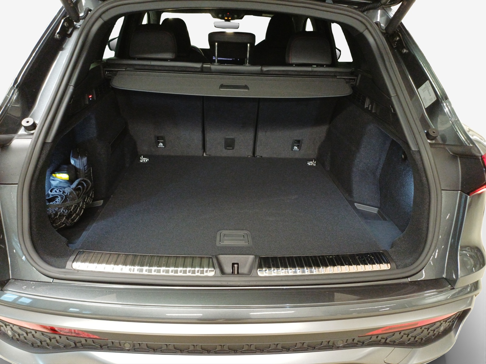AUDI Q5 TDI quattro 150 kW S-tronic-image-12