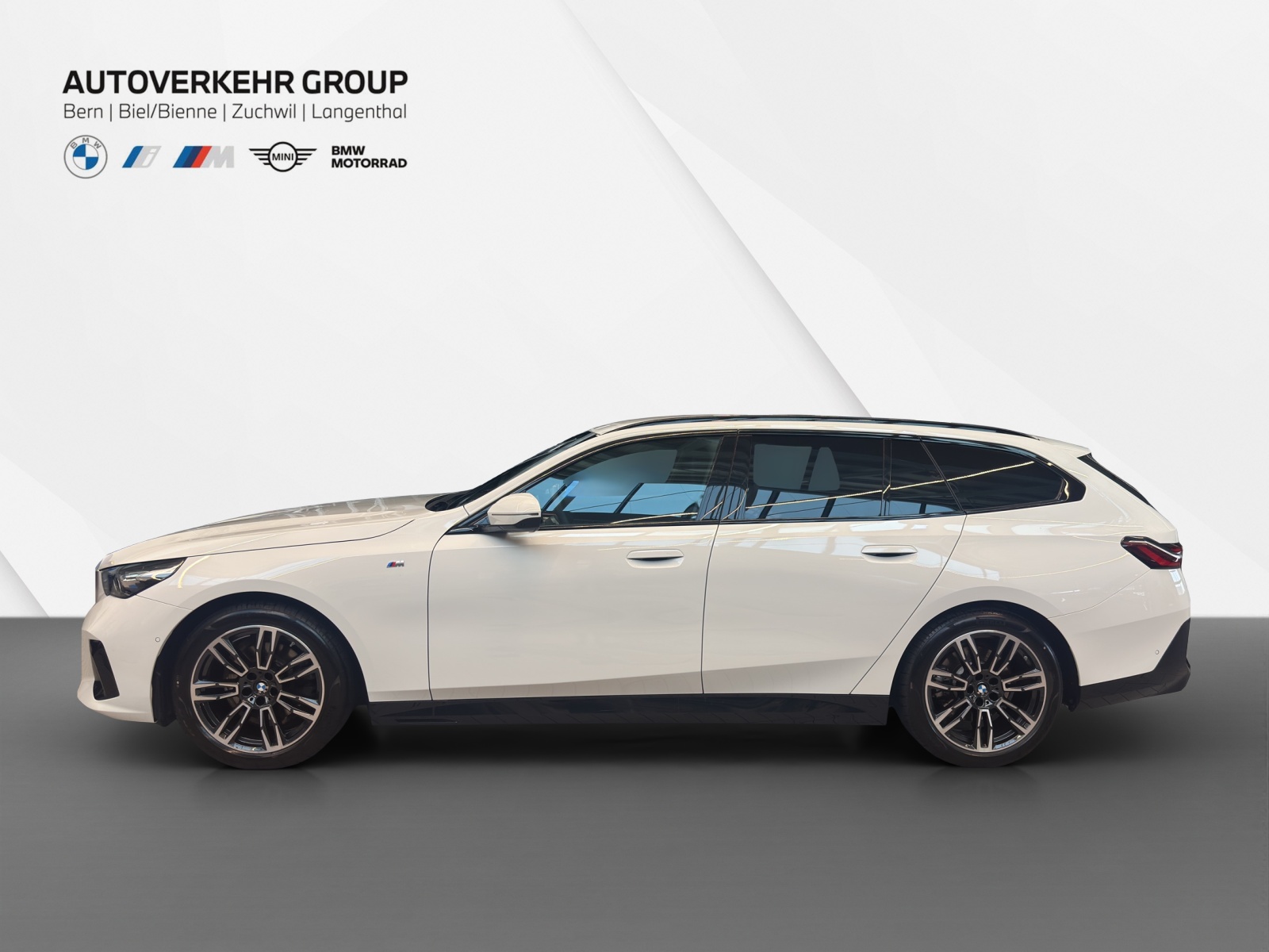 BMW 520d xDrive Touring M Sport 48V-showroom-element-2