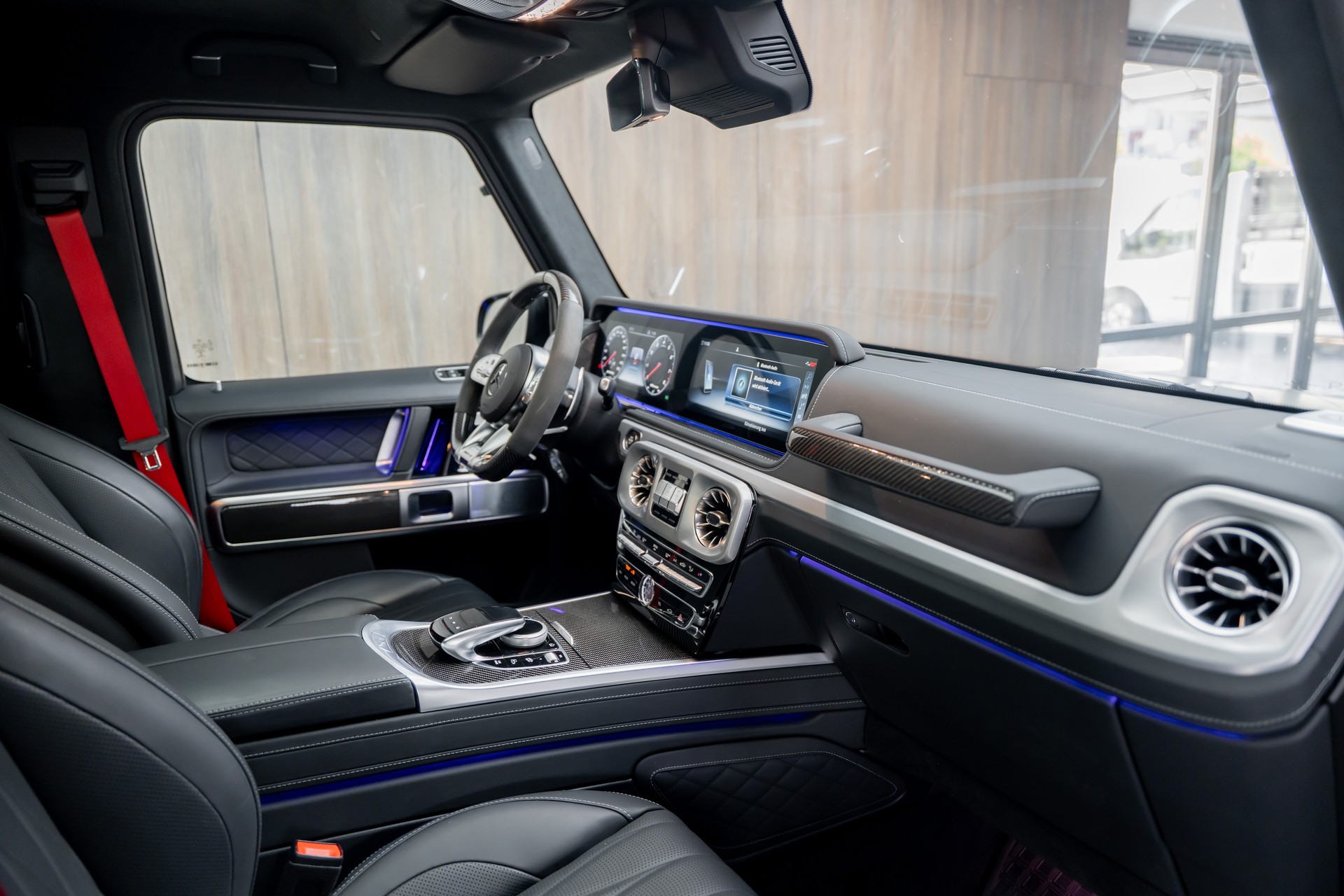 MERCEDES-BENZ G 63 AMG Speedshift Plus G-Tronic CH-Fz-showroom-element-2
