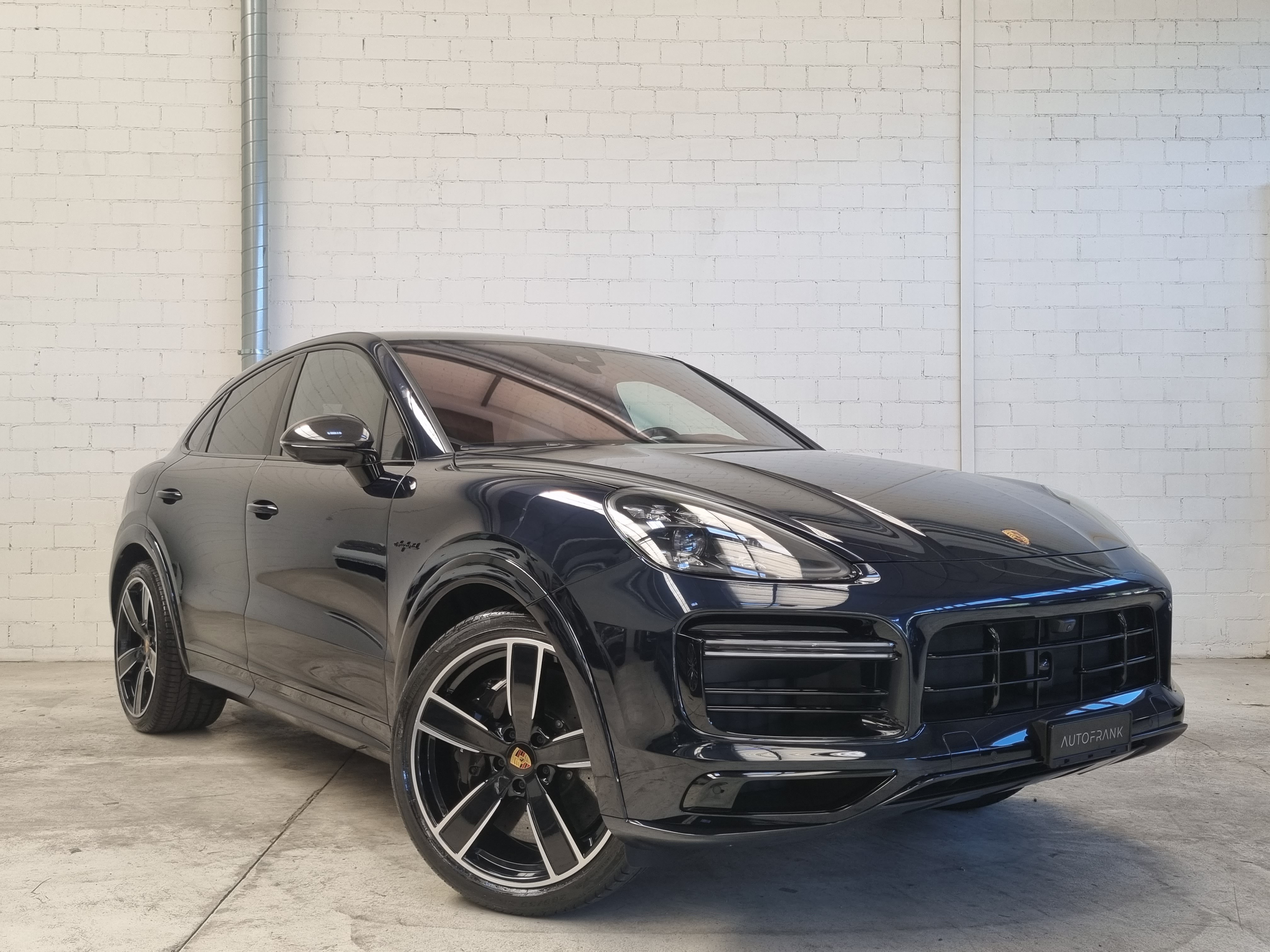 PORSCHE Cayenne Coup 4.0 (SUV / Gelndewagen)