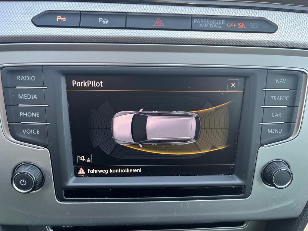 VW Passat 2.0 TDI BMT Comfortline DSG 4Motion-image-11