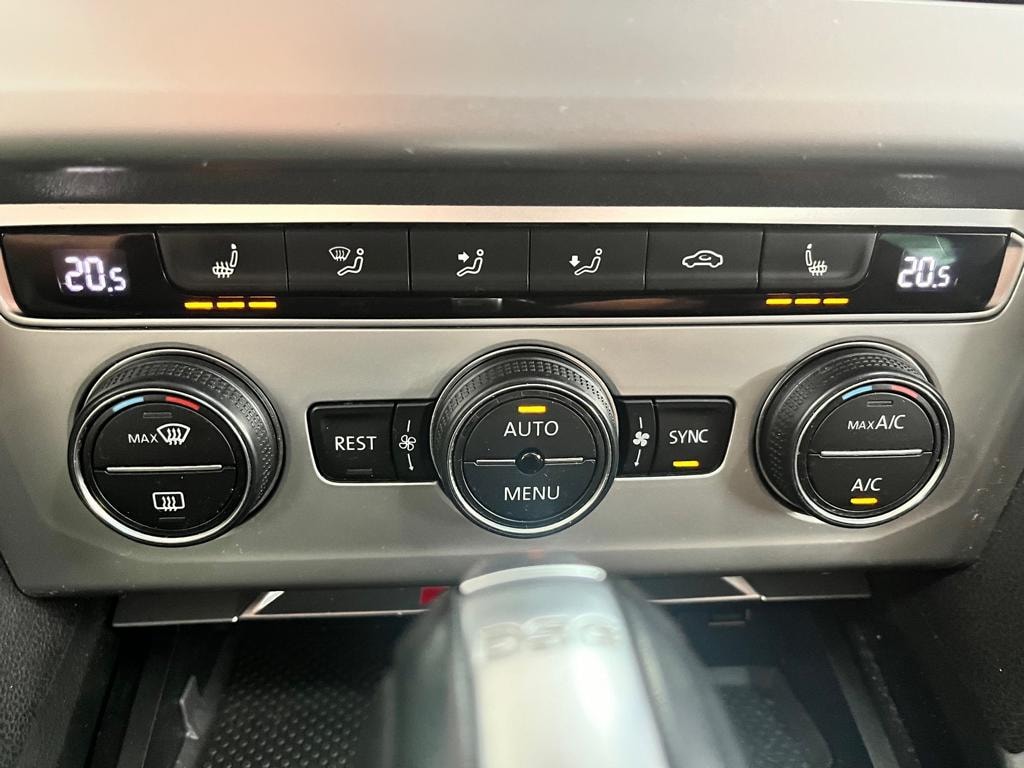 VW Passat 2.0 TDI BMT Comfortline DSG 4Motion-image-13