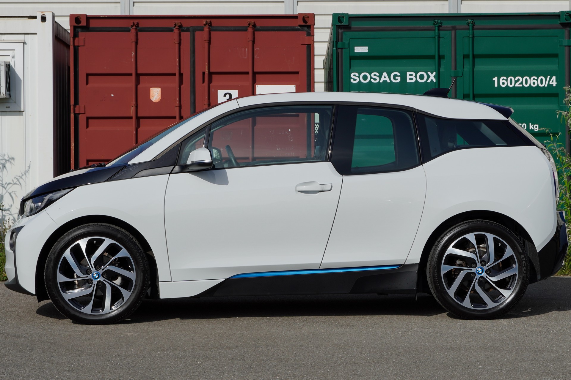 BMW i3 (60Ah)-showroom-element-2
