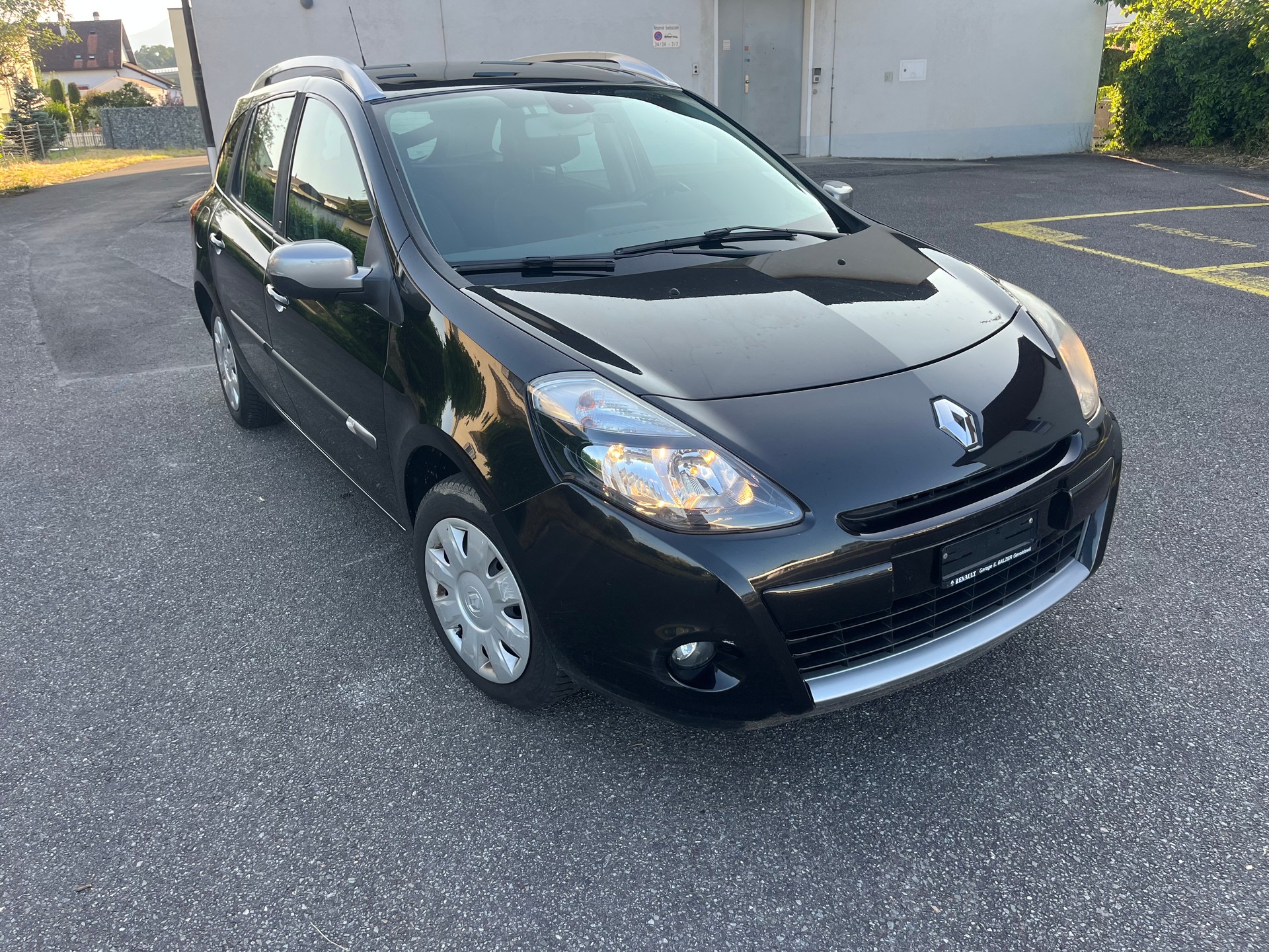 RENAULT Clio Grandtour 1.2 16V Turbo Dynamique