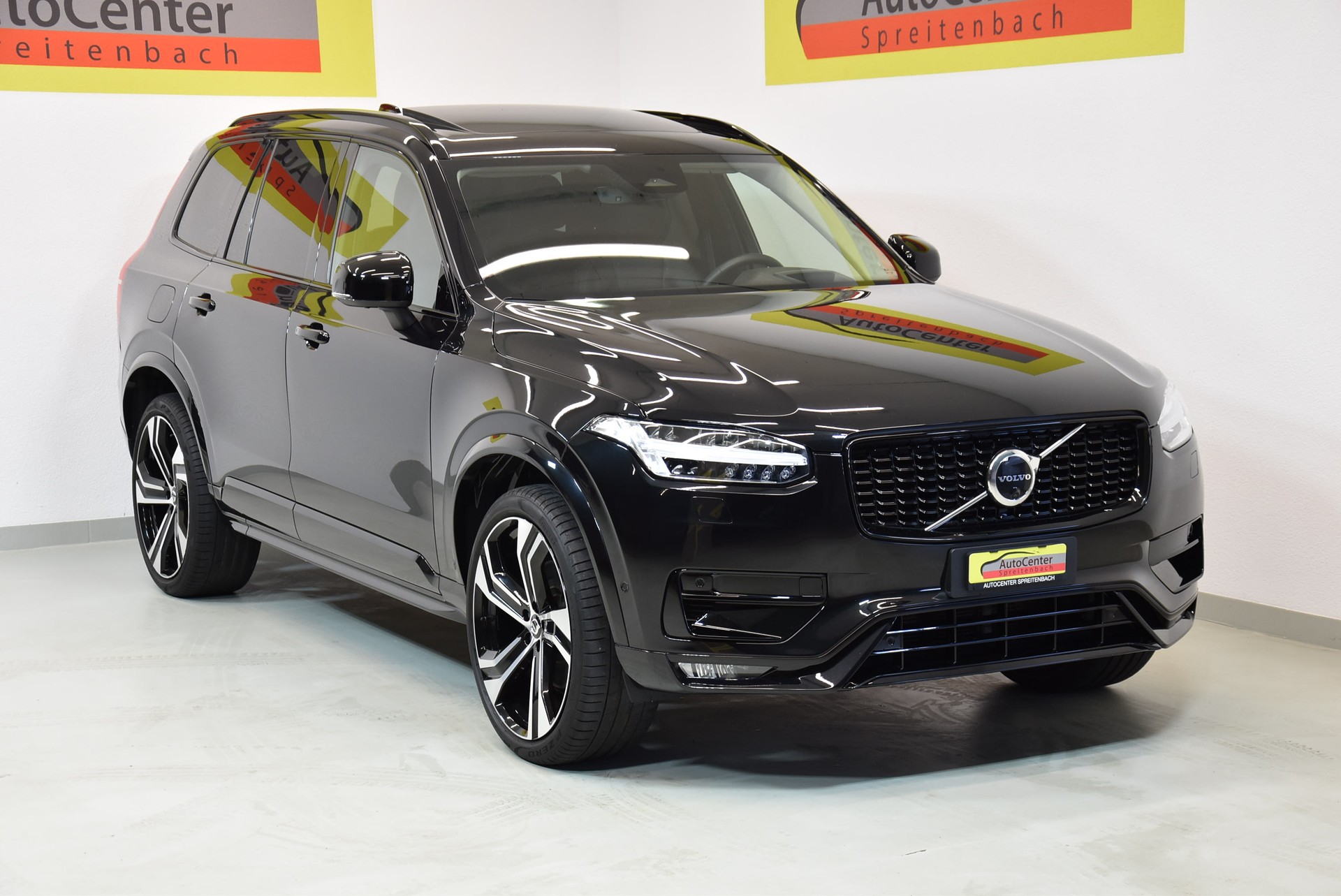 VOLVO XC90 B6 Benzin Mild Hybrid AWD Ultimate Dark Geartronic