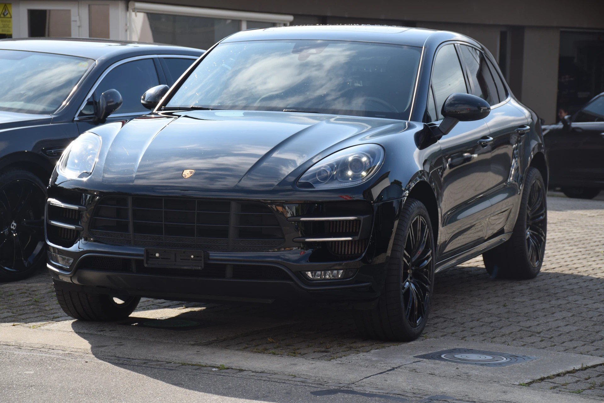 PORSCHE MACAN Turbo PDK