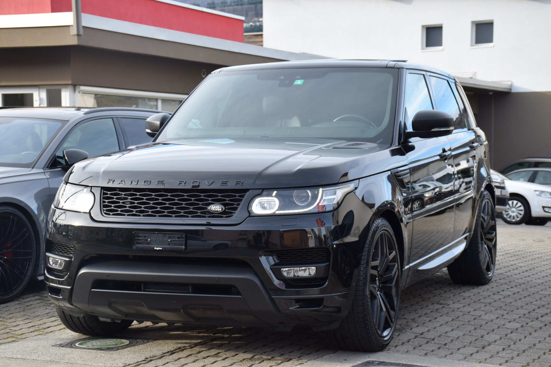 LAND ROVER Range Rover Sport 3.0 V6 S/C HSE Dynamic Automatic-image-2