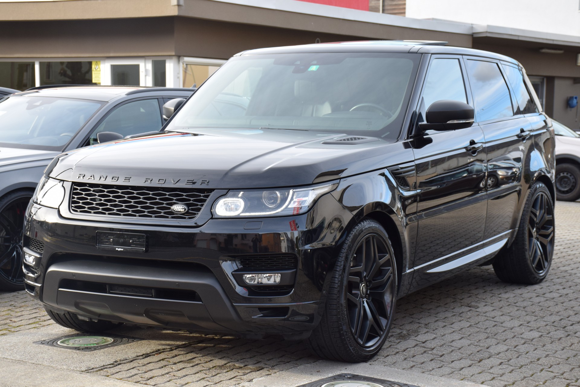 LAND ROVER Range Rover Sport 3.0 V6 S/C HSE Dynamic Automatic-image-1