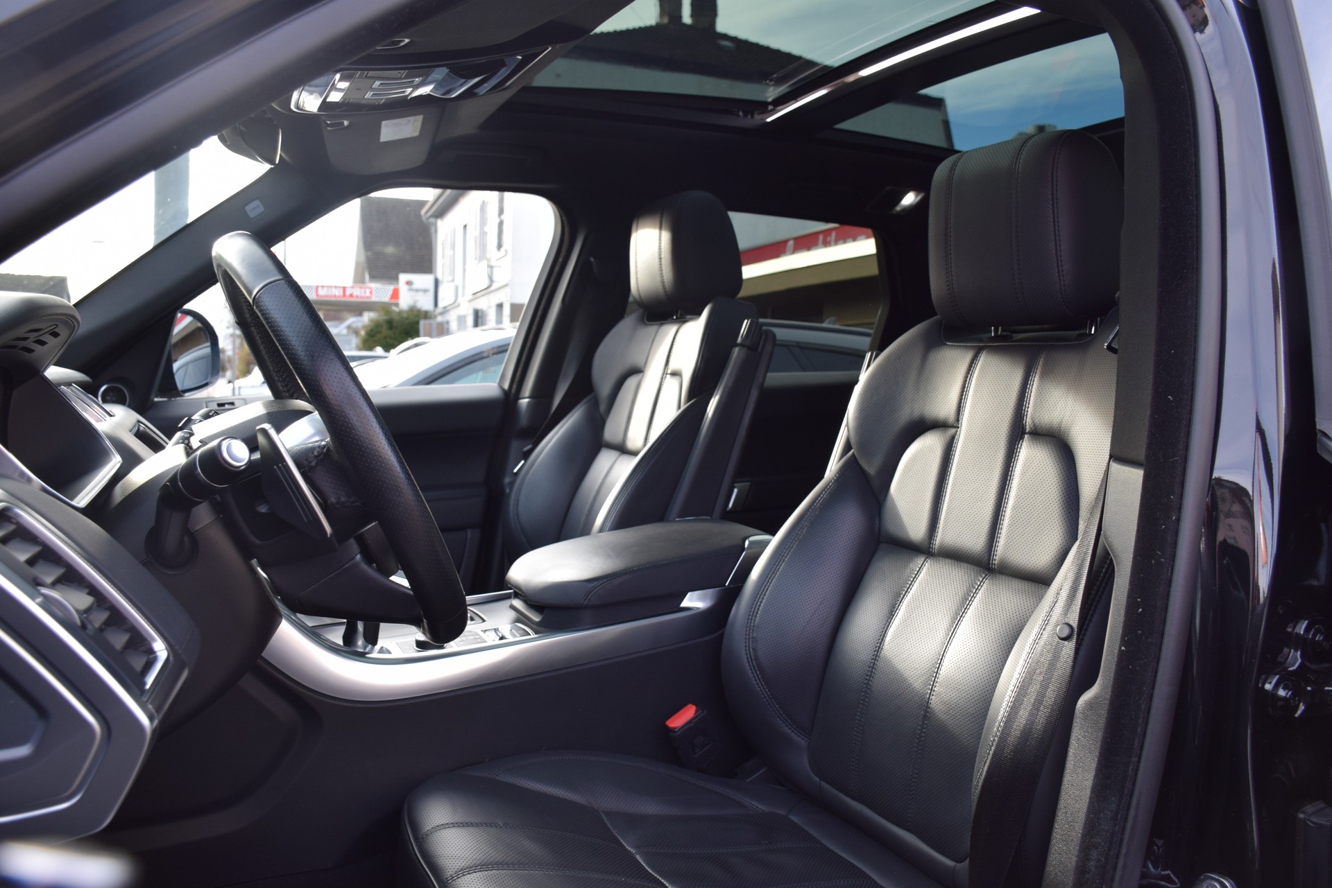 LAND ROVER Range Rover Sport 3.0 V6 S/C HSE Dynamic Automatic-image-12