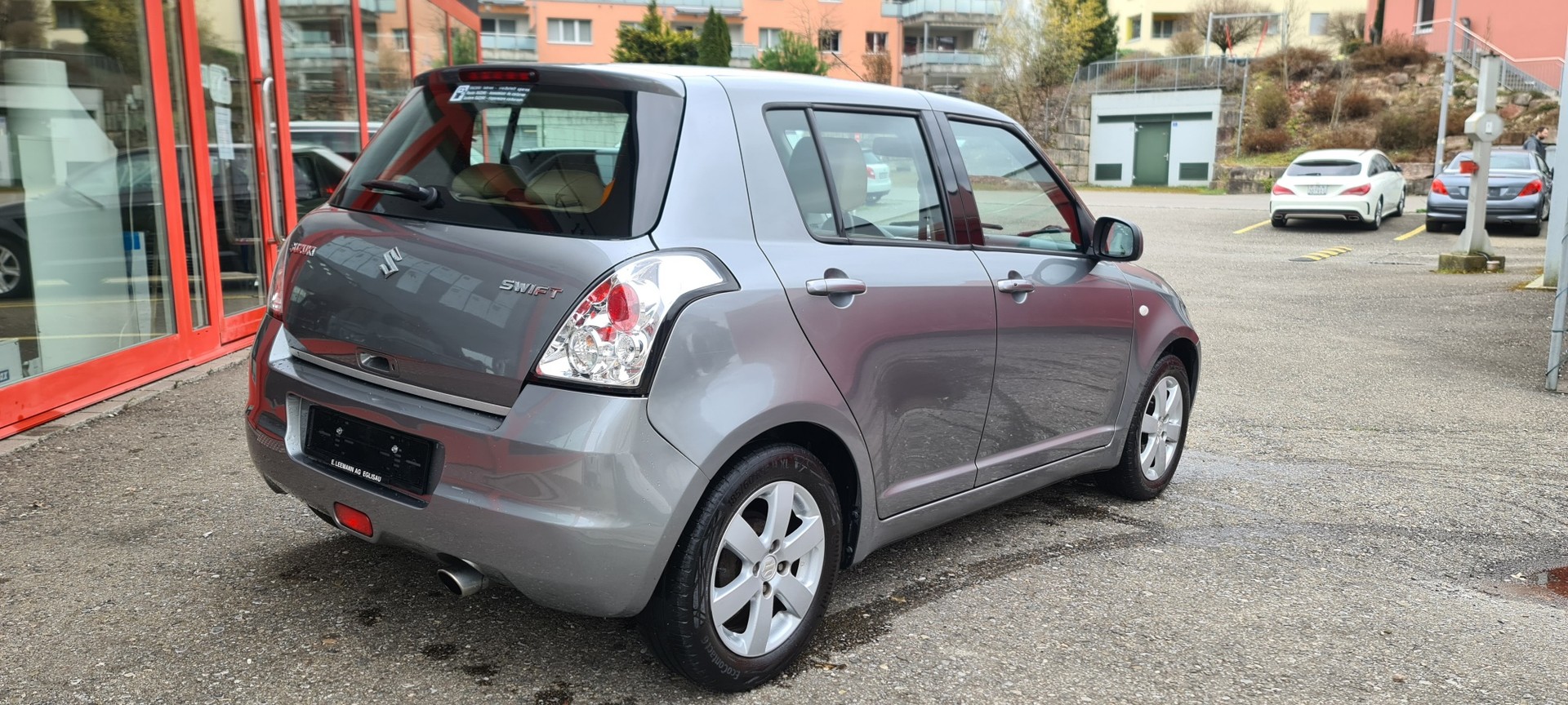 SUZUKI Swift 1.5i 16V VVT GL Top-image-6
