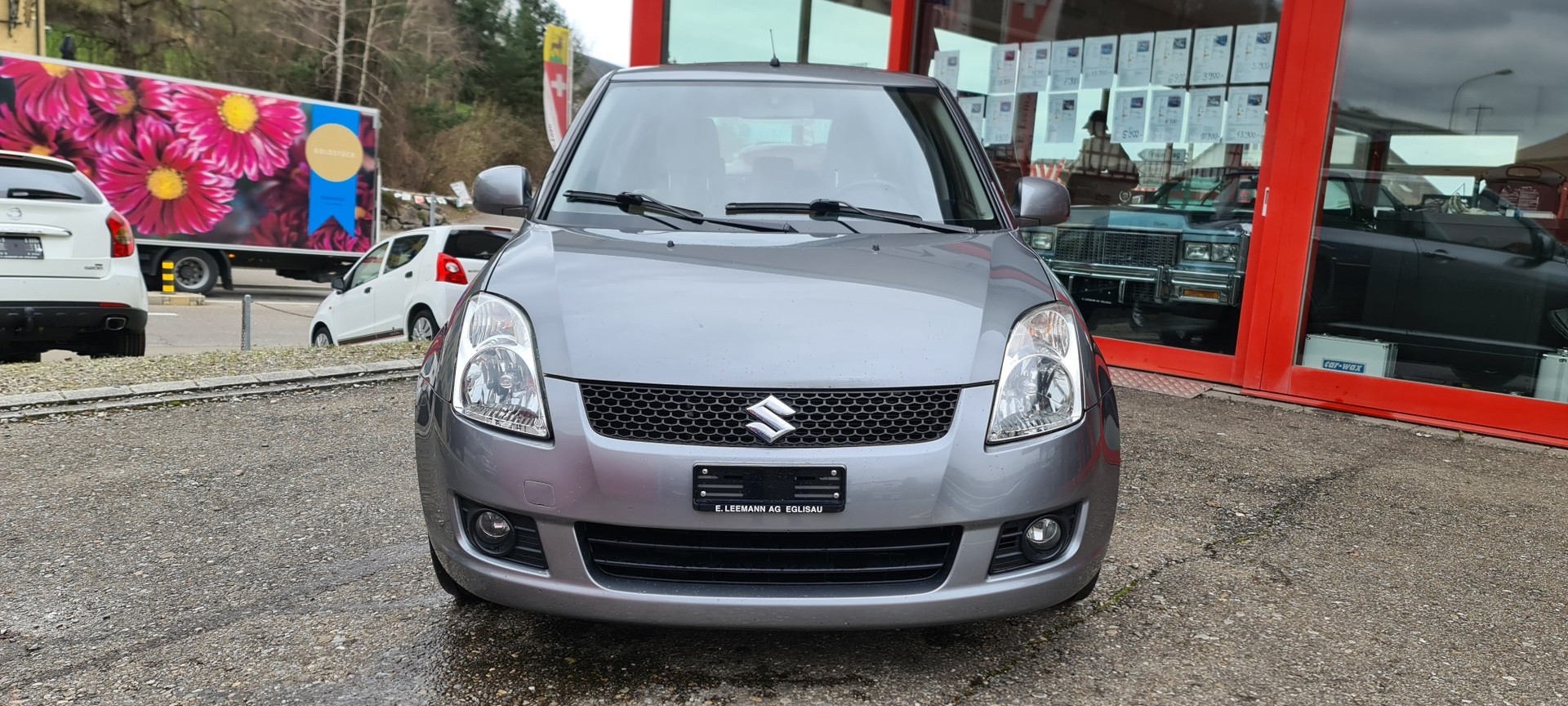 SUZUKI Swift 1.5i 16V VVT GL Top-showroom-element-3