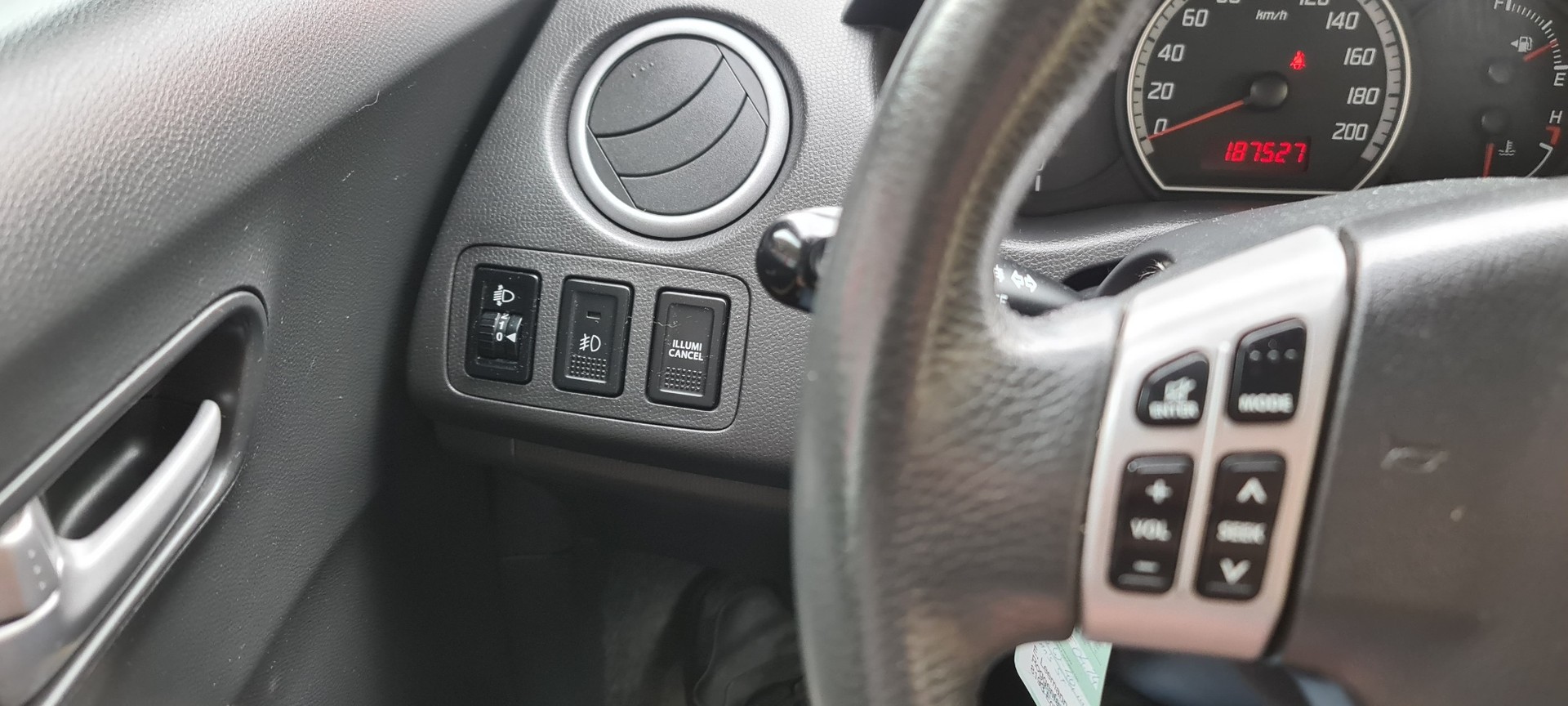 SUZUKI Swift 1.5i 16V VVT GL Top-image-20