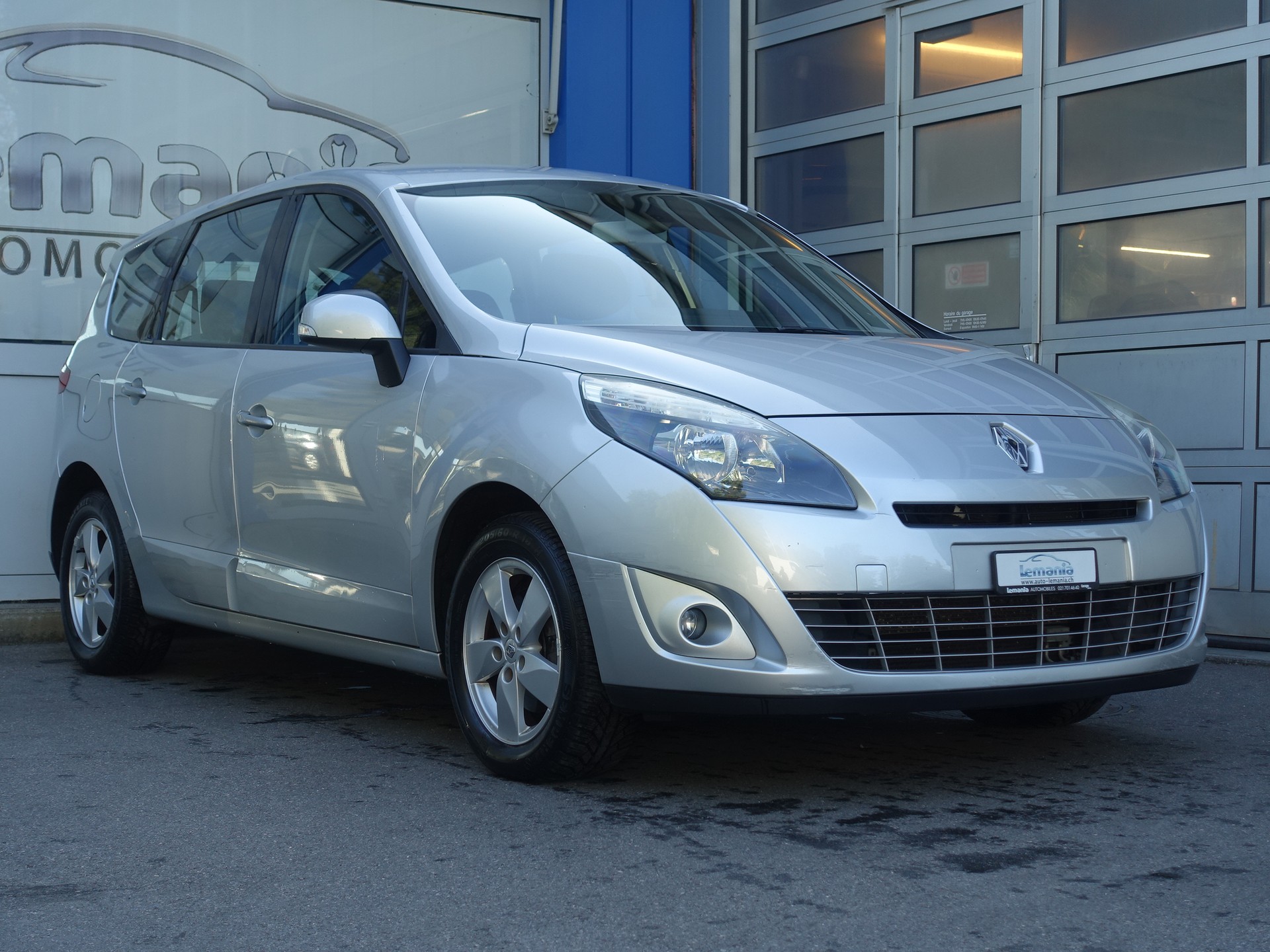 RENAULT Grand Scénic 2.0 16V Dynamique X-Tronic CVT