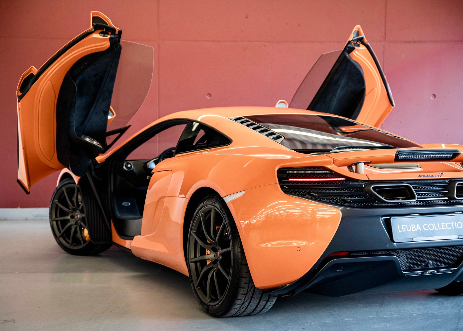 McLAREN 650S Coupé 3.8 V8 SSG-image-10