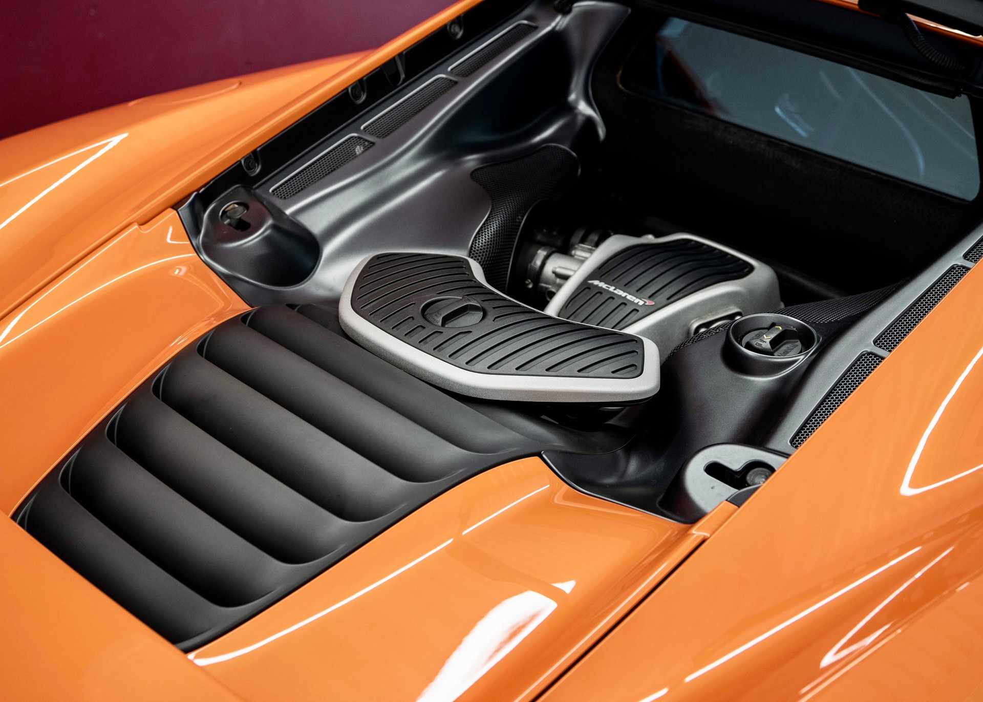 McLAREN 650S Coupé 3.8 V8 SSG-image-15