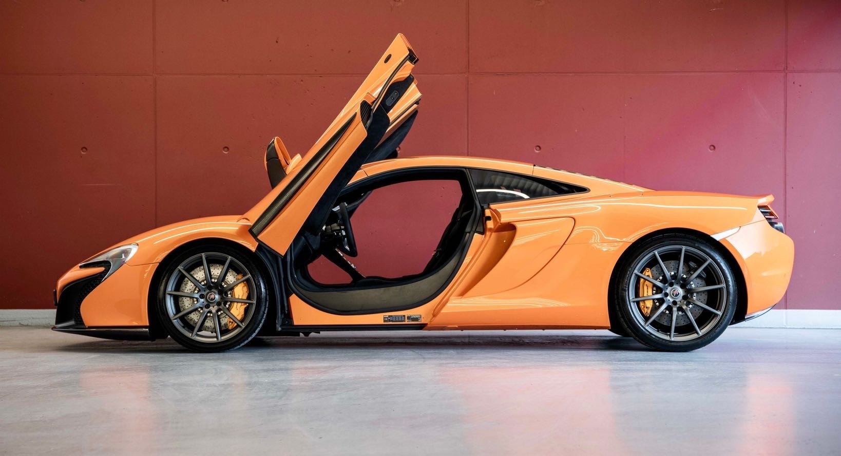 McLAREN 650S Coupé 3.8 V8 SSG-image-6