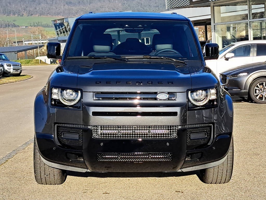 LAND ROVER Defender 110 3.0 D I6 250 X-Dynamic SE-image-6