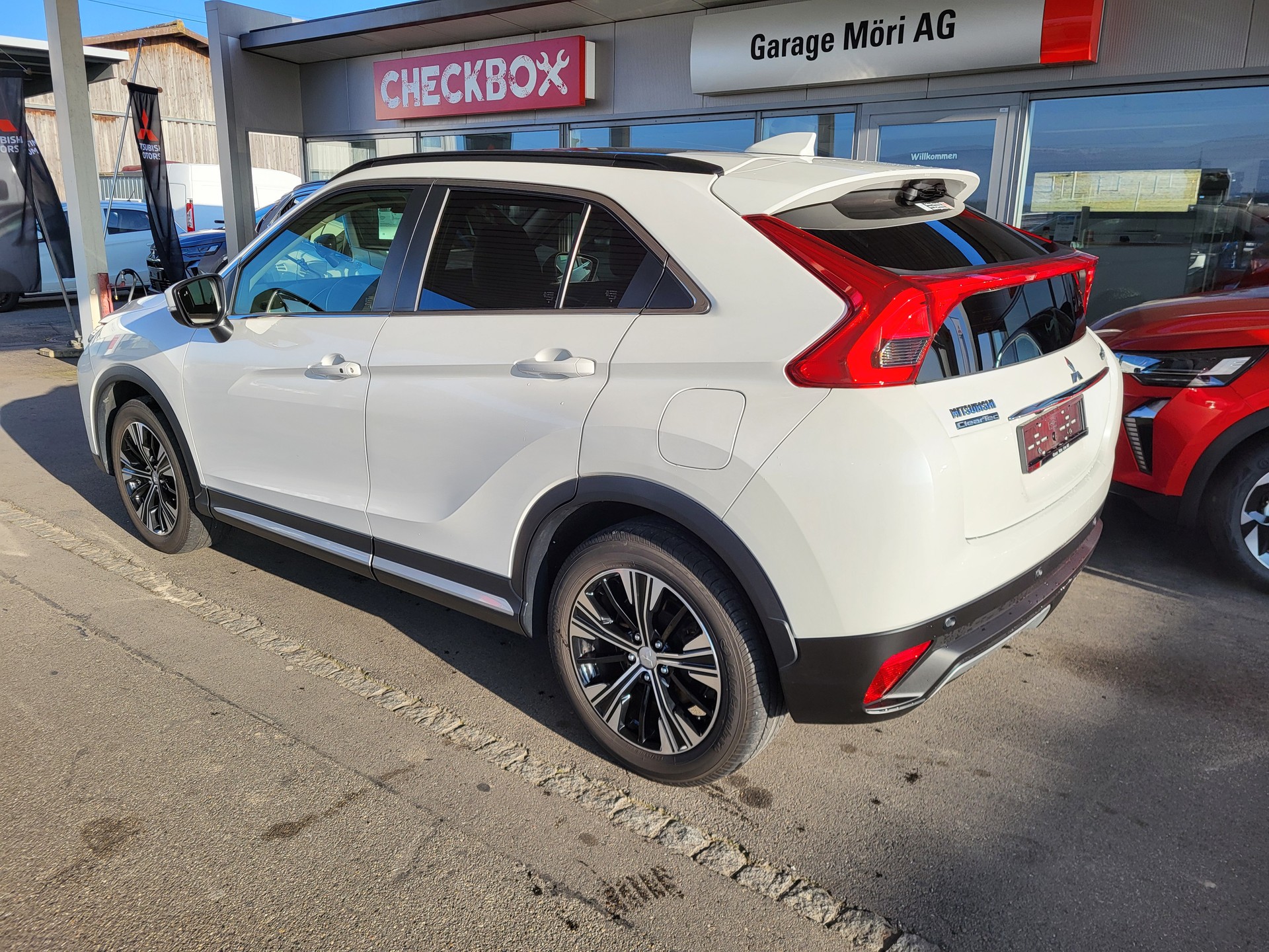MITSUBISHI Eclipse Cross 1.5 T-Mivec Diamond 4WD CVT-image-3