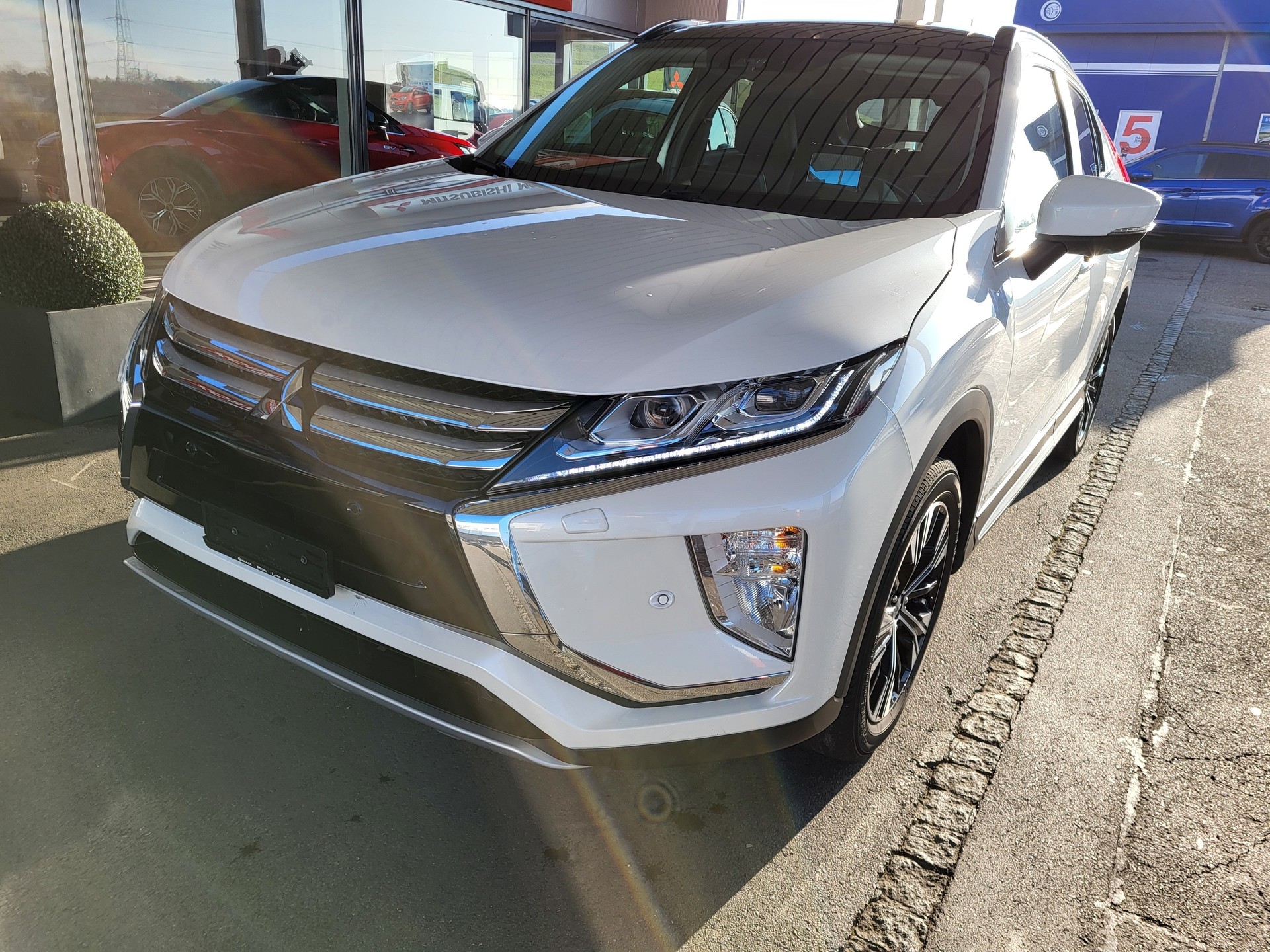 MITSUBISHI Eclipse Cross 1.5 T-Mivec Diamond 4WD CVT-image-1