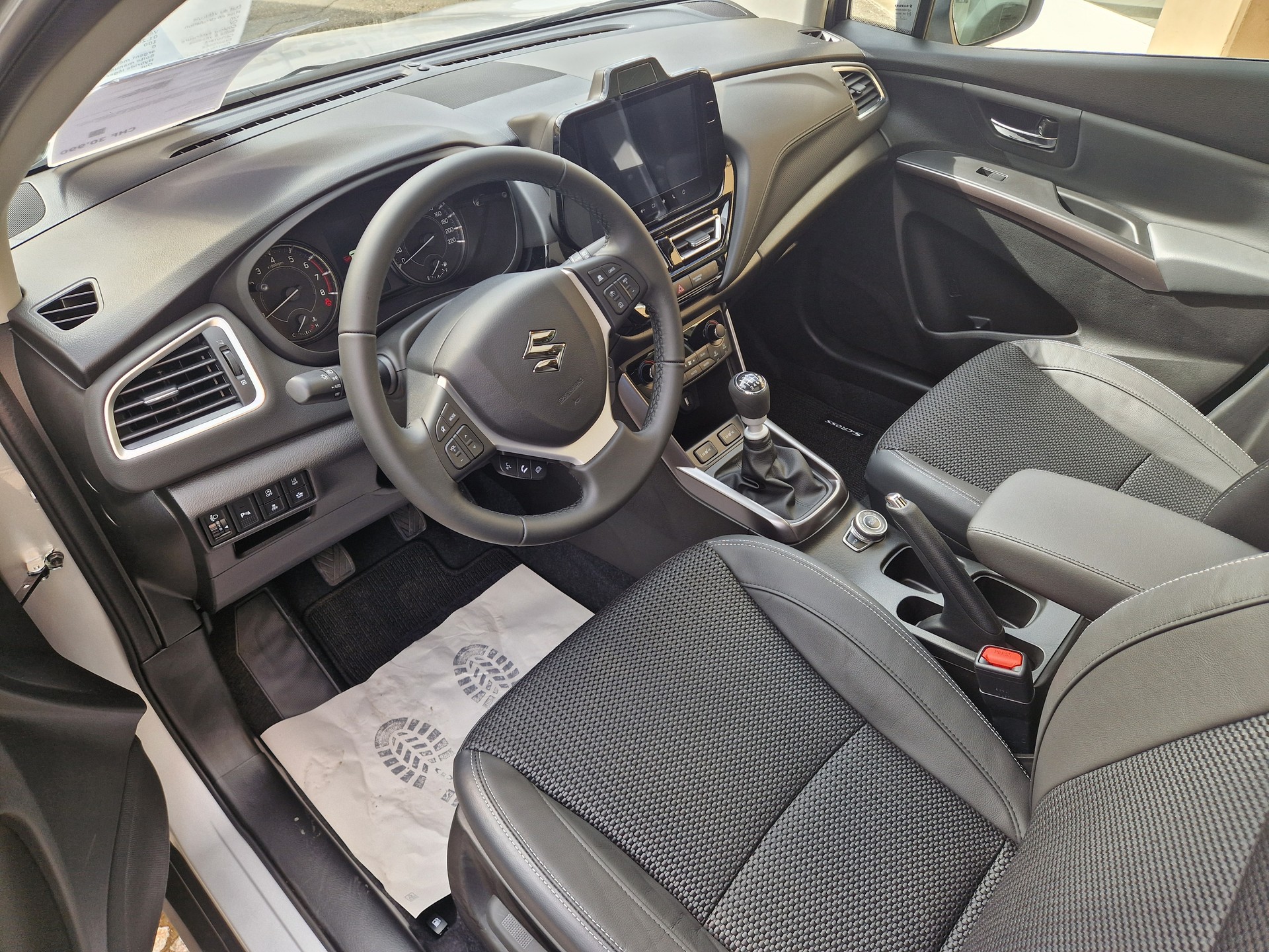 SUZUKI S-Cross 1.4 16V Compact Top MHD 4WD-image-2