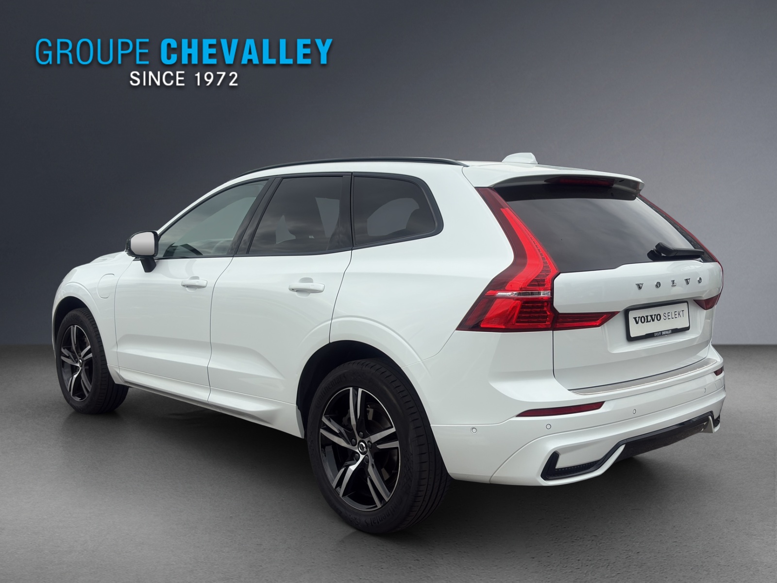 VOLVO XC60 T6 eAWD R-Design Geartronic-showroom-element-3