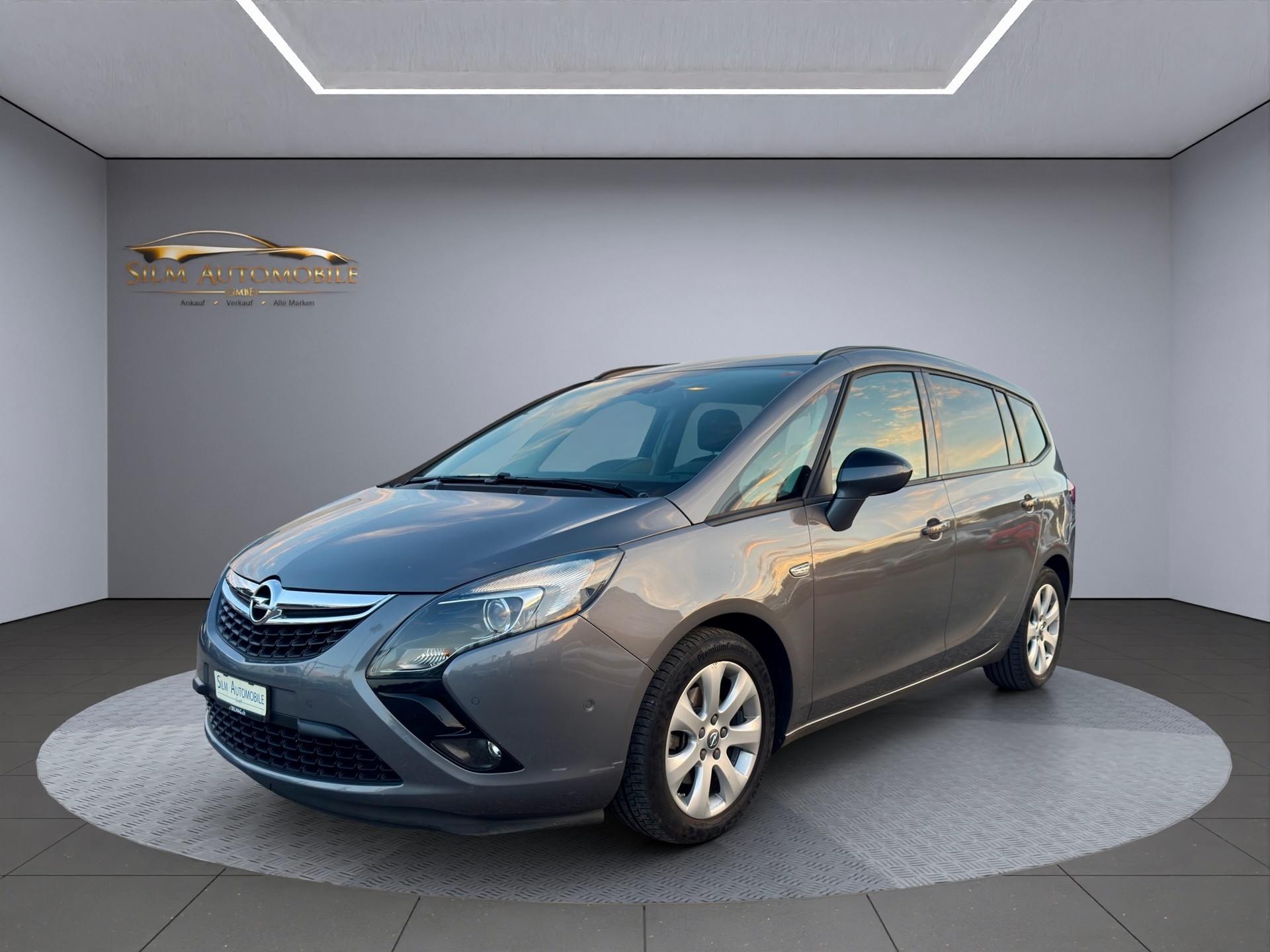 OPEL Zafira Tourer 1.4i 16V Turbo Drive 7 Plätze