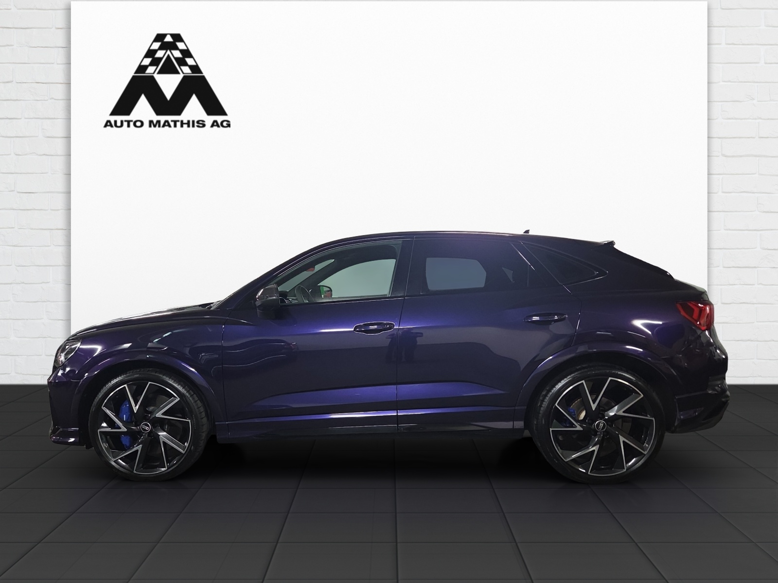 AUDI RS Q3 Sportback quattro S tronic-showroom-element-2