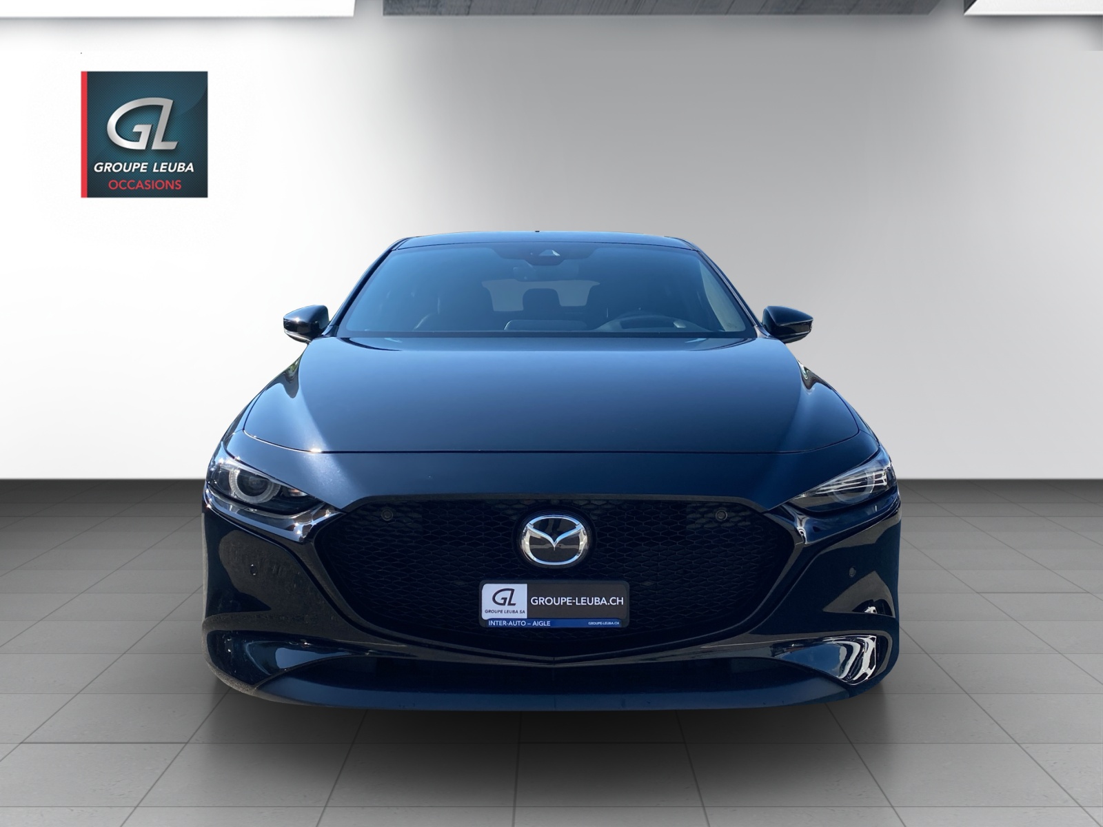 MAZDA 3 HB X 186 Revolution AWD-showroom-element-1