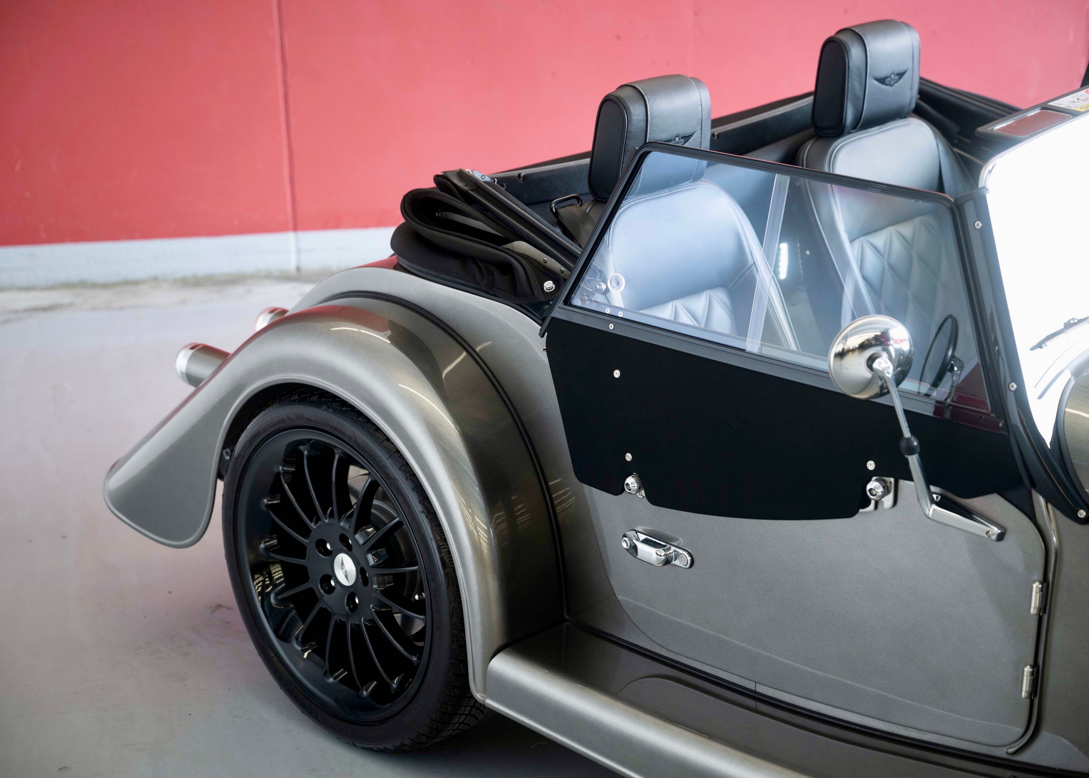 Image MORGAN PLUS-SIX Plus Six 3.0T Bespoke (Swiss Exécutive car, low mileage)