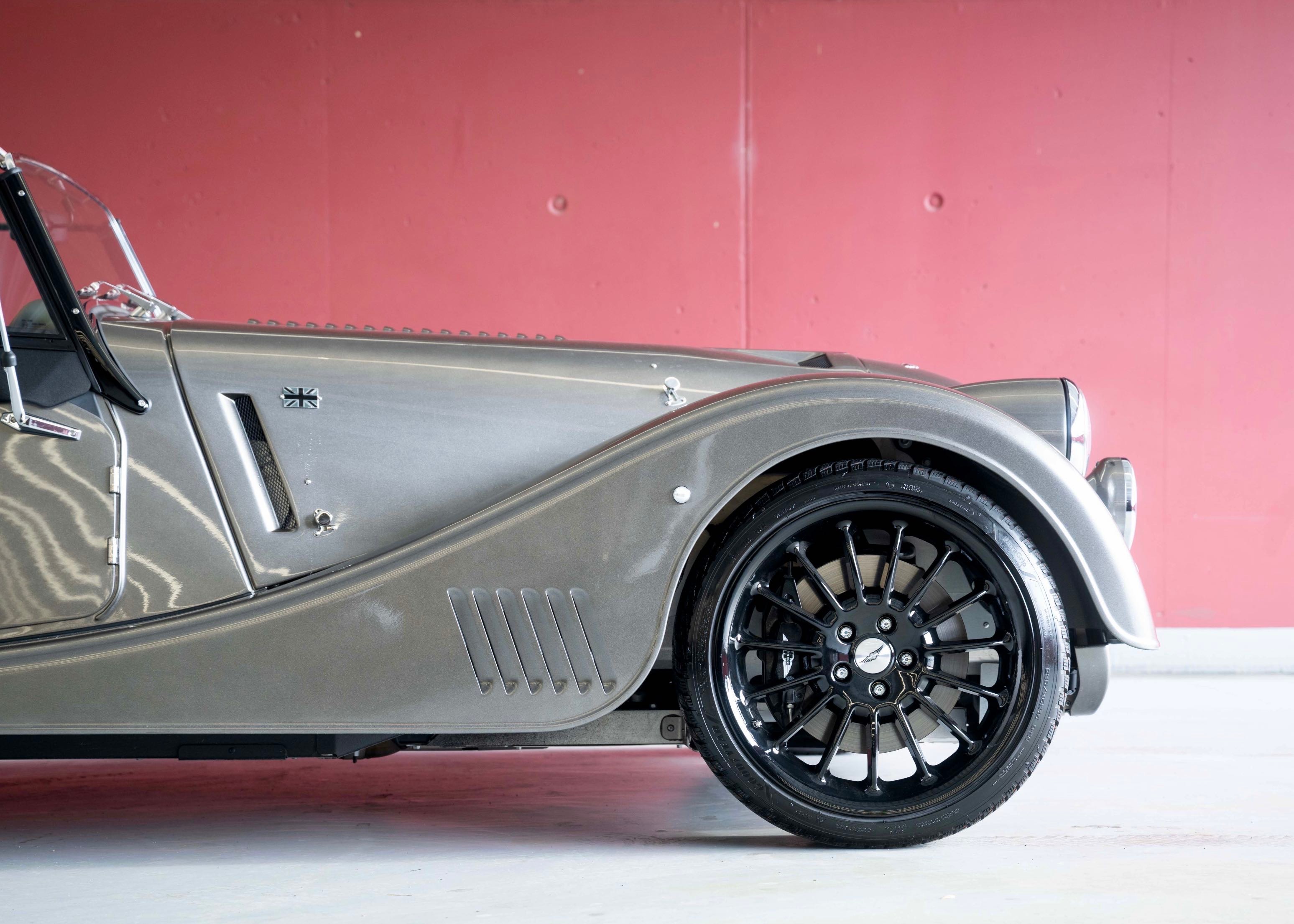 Image MORGAN PLUS-SIX Plus Six 3.0T Bespoke (Swiss Exécutive car, low mileage)