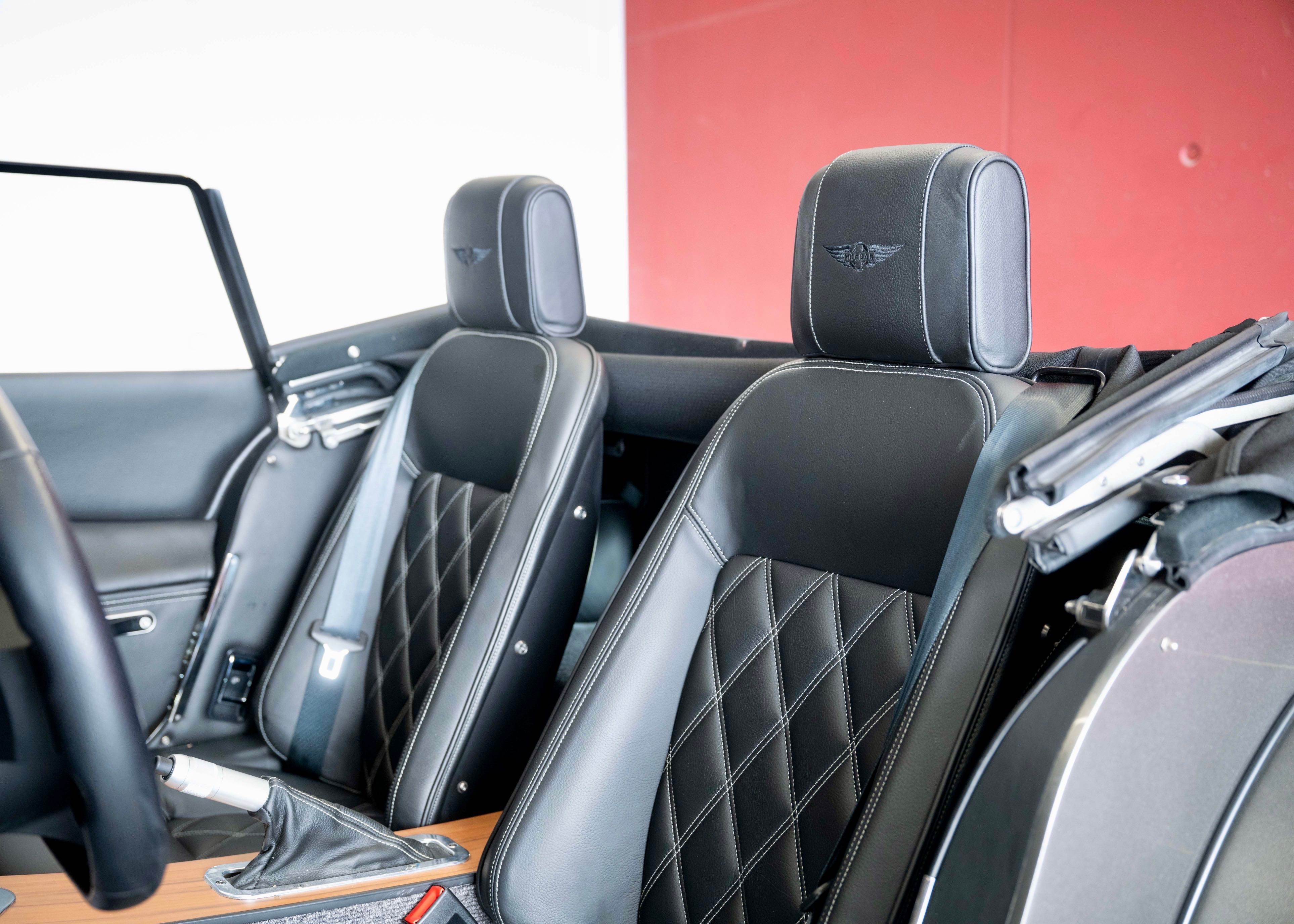 Image MORGAN PLUS-SIX Plus Six 3.0T Bespoke (Swiss Exécutive car, low mileage)