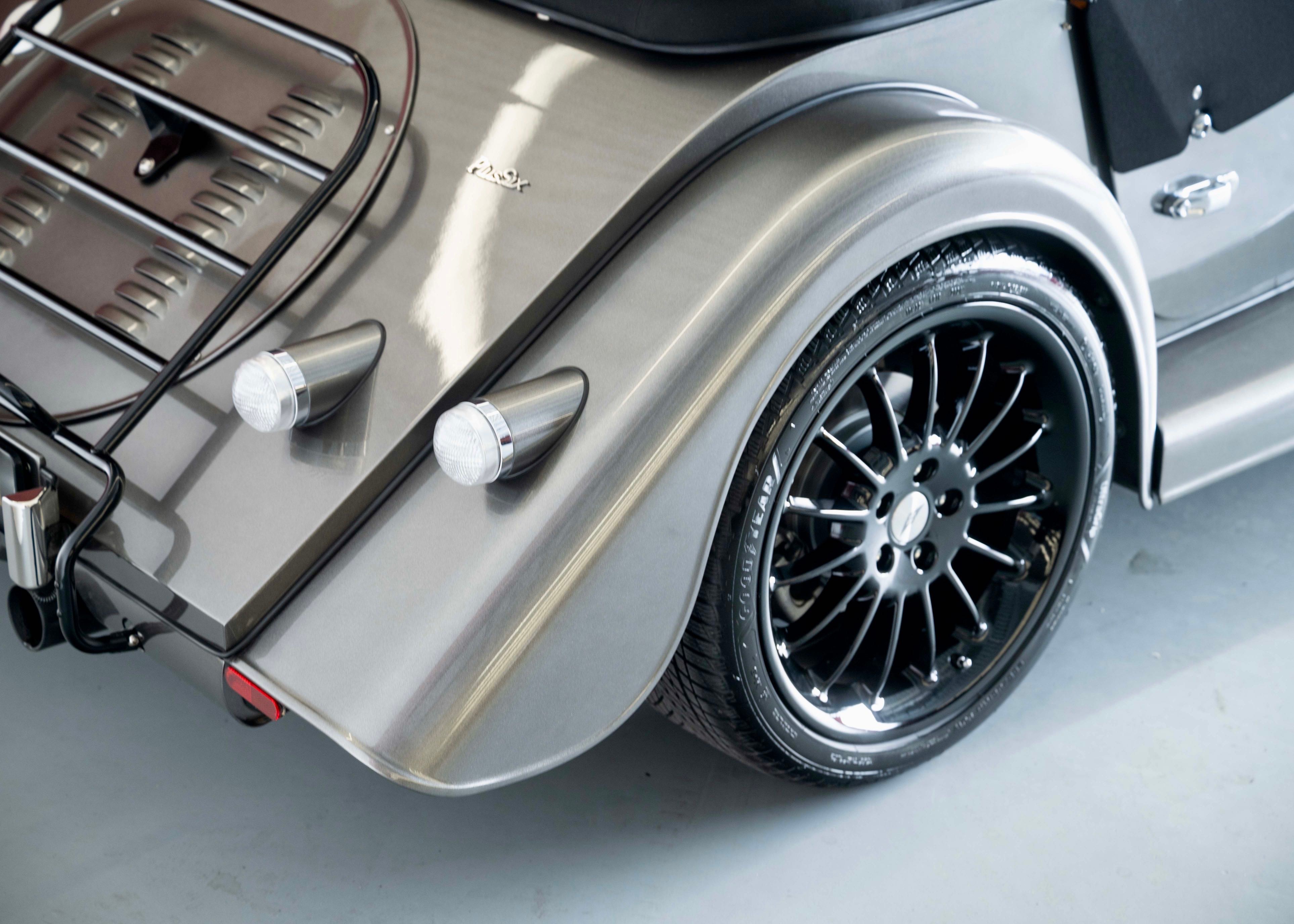 Image MORGAN PLUS-SIX Plus Six 3.0T Bespoke (Swiss Exécutive car, low mileage)