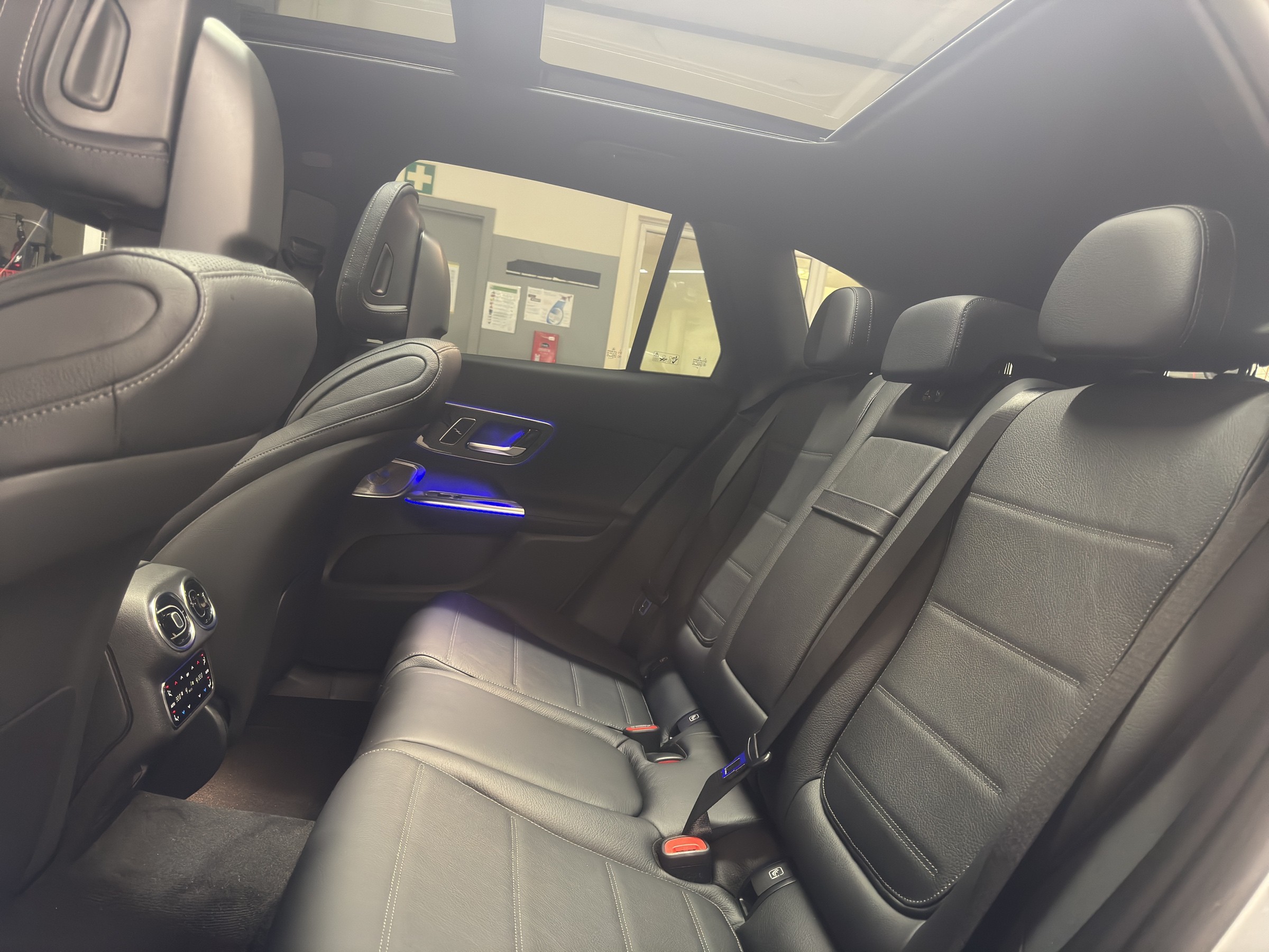 Image MERCEDES-BENZ GLC-220 GLC 220 d 4Matic 9G-Tronic