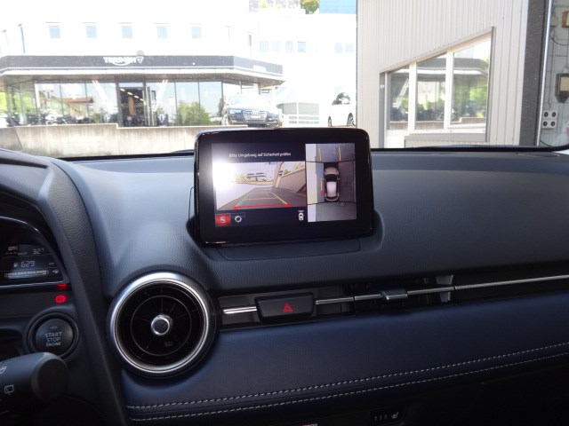 MAZDA 2 SKYACTIV-G 115 Mild Hybrid Revolution-image-11
