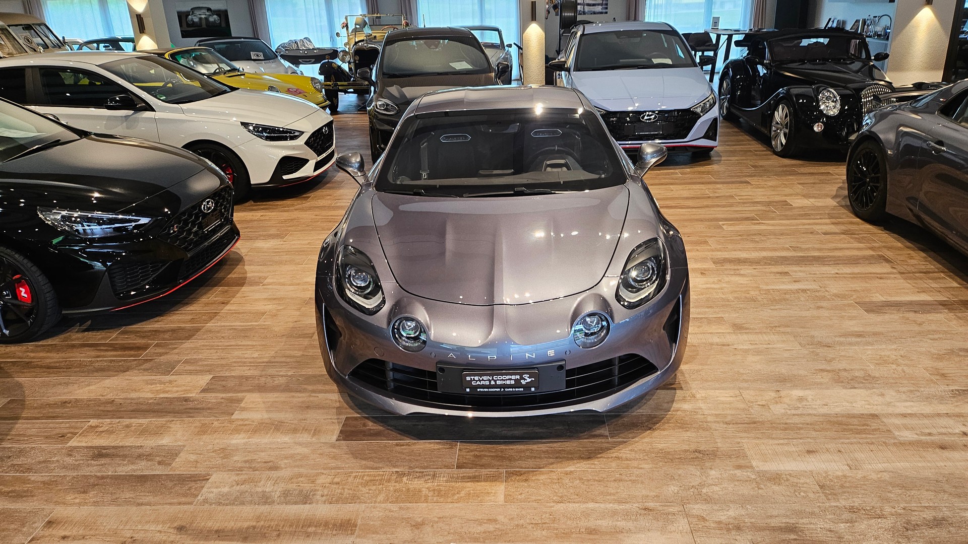 ALPINE A110-showroom-element-3